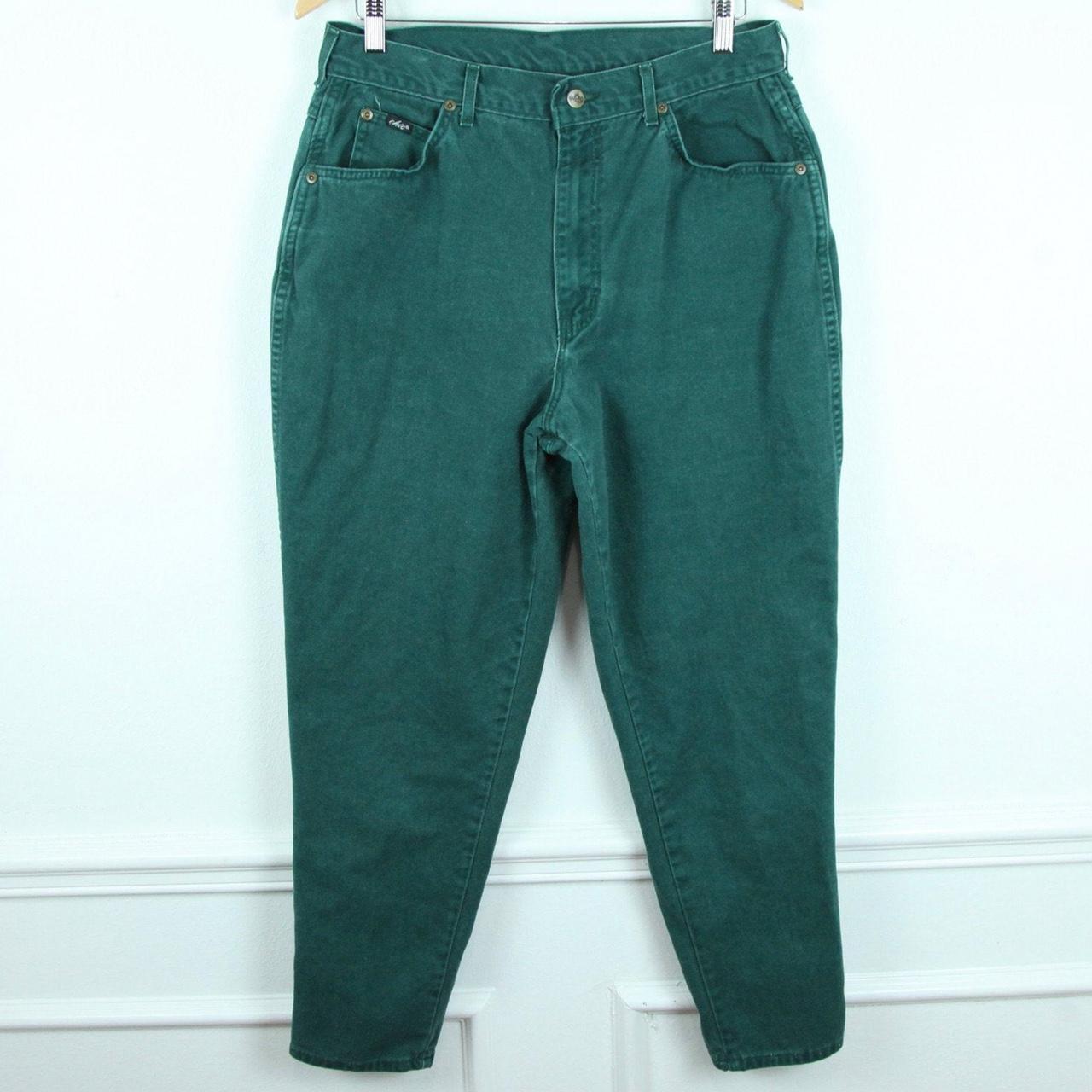 Chic Women's Green Jeans Depop