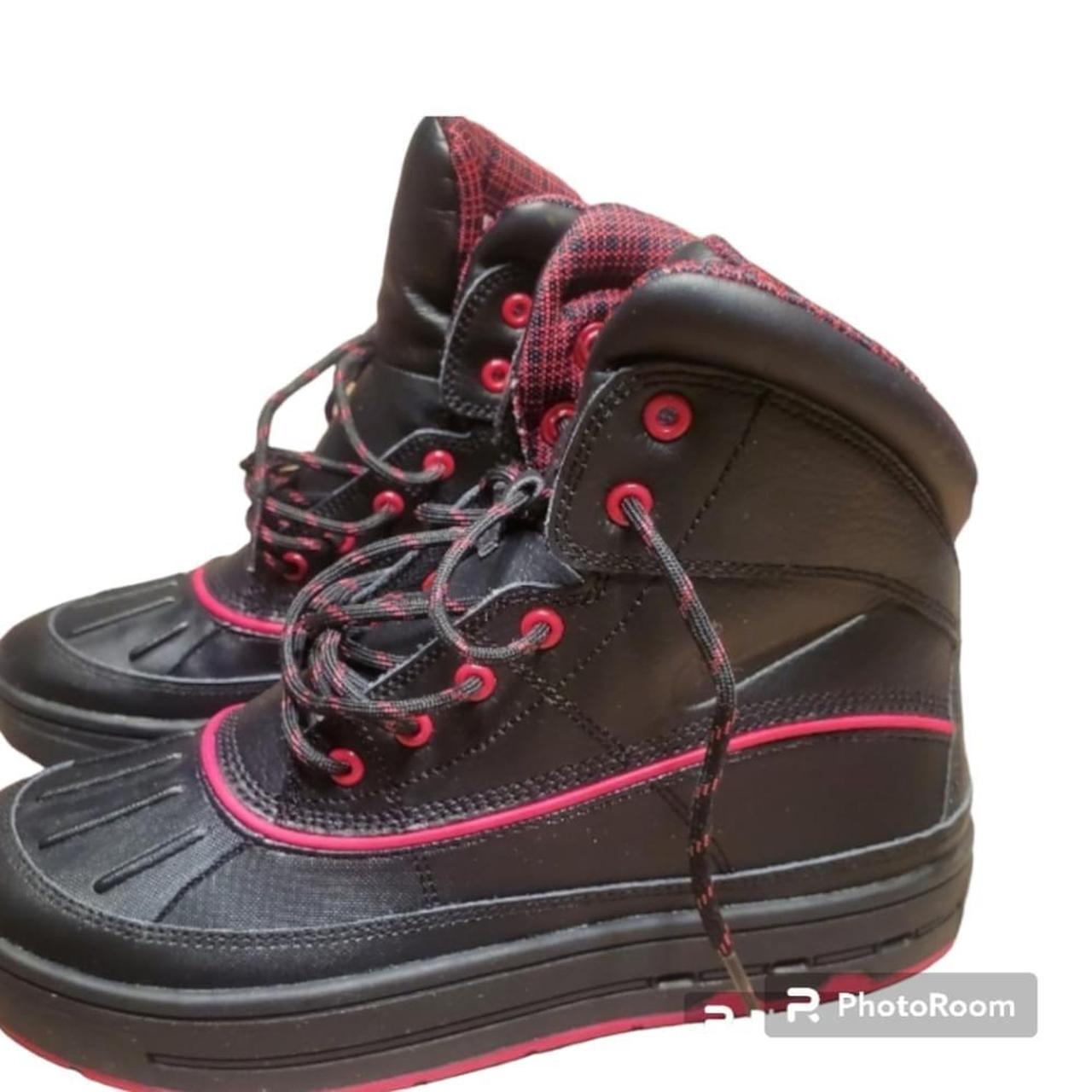 Nike ACG Woodside II Lace-Up Winter Duck Boots