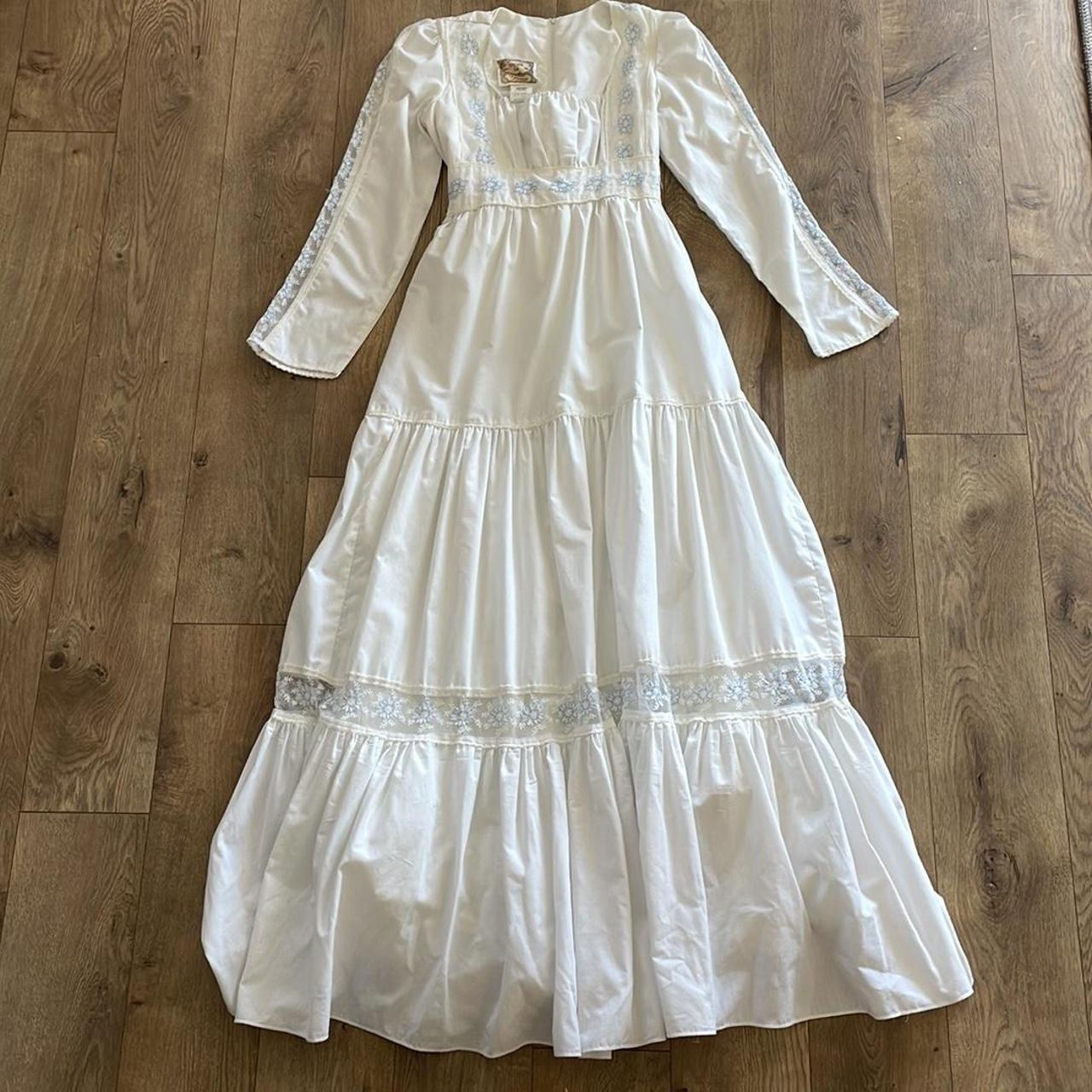 Gorgeous Vintage 70s Gunne Sax Dress Size 13 Depop