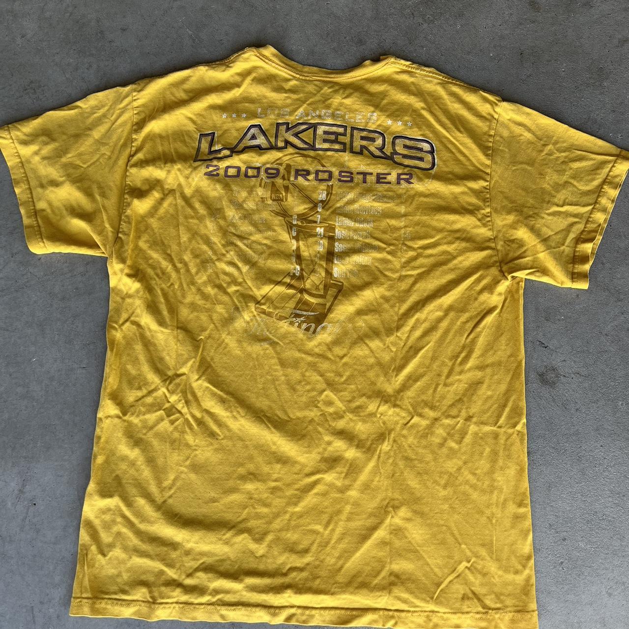 Vintage Lakers T-Shirt #vintage #lakers - Depop