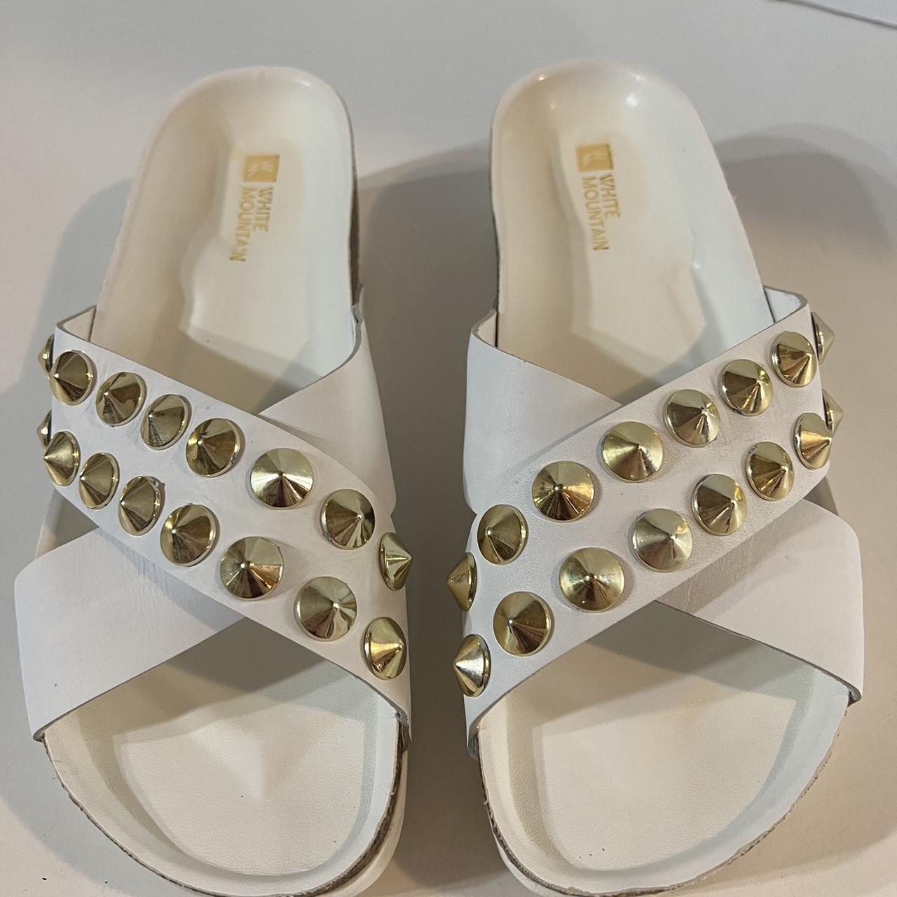 White mountain 2025 gold sandals