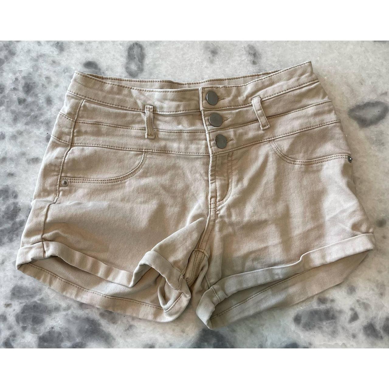 Tan on sale shorts juniors