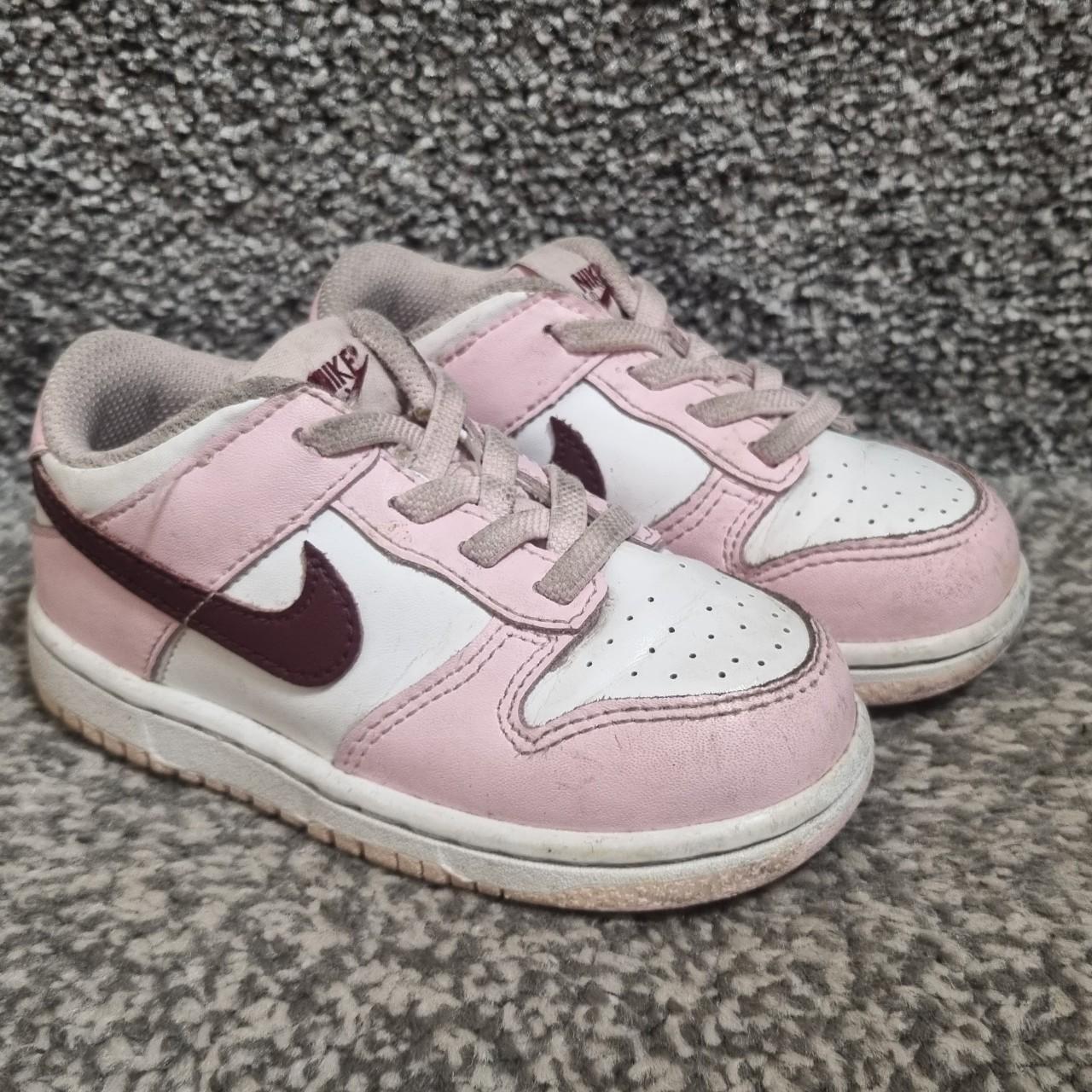 nike dunk pink foam on feet