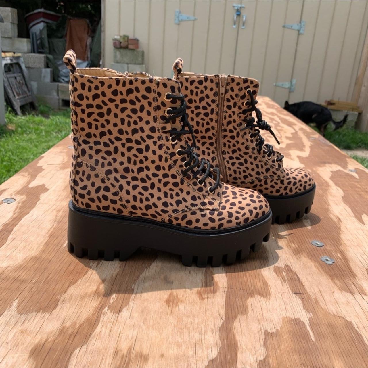 Bamboo leopard hot sale booties