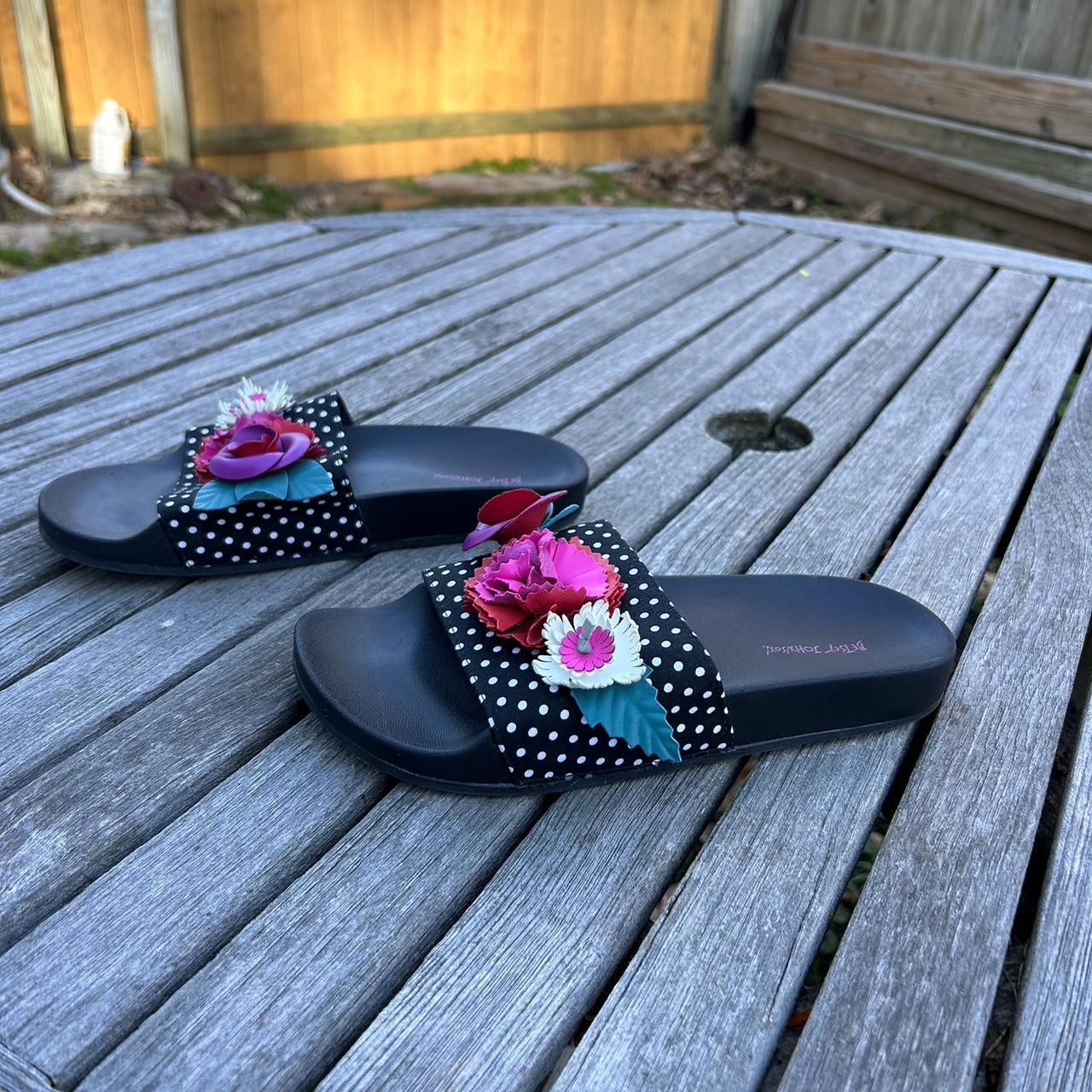 Betsey johnson best sale flip flop slippers