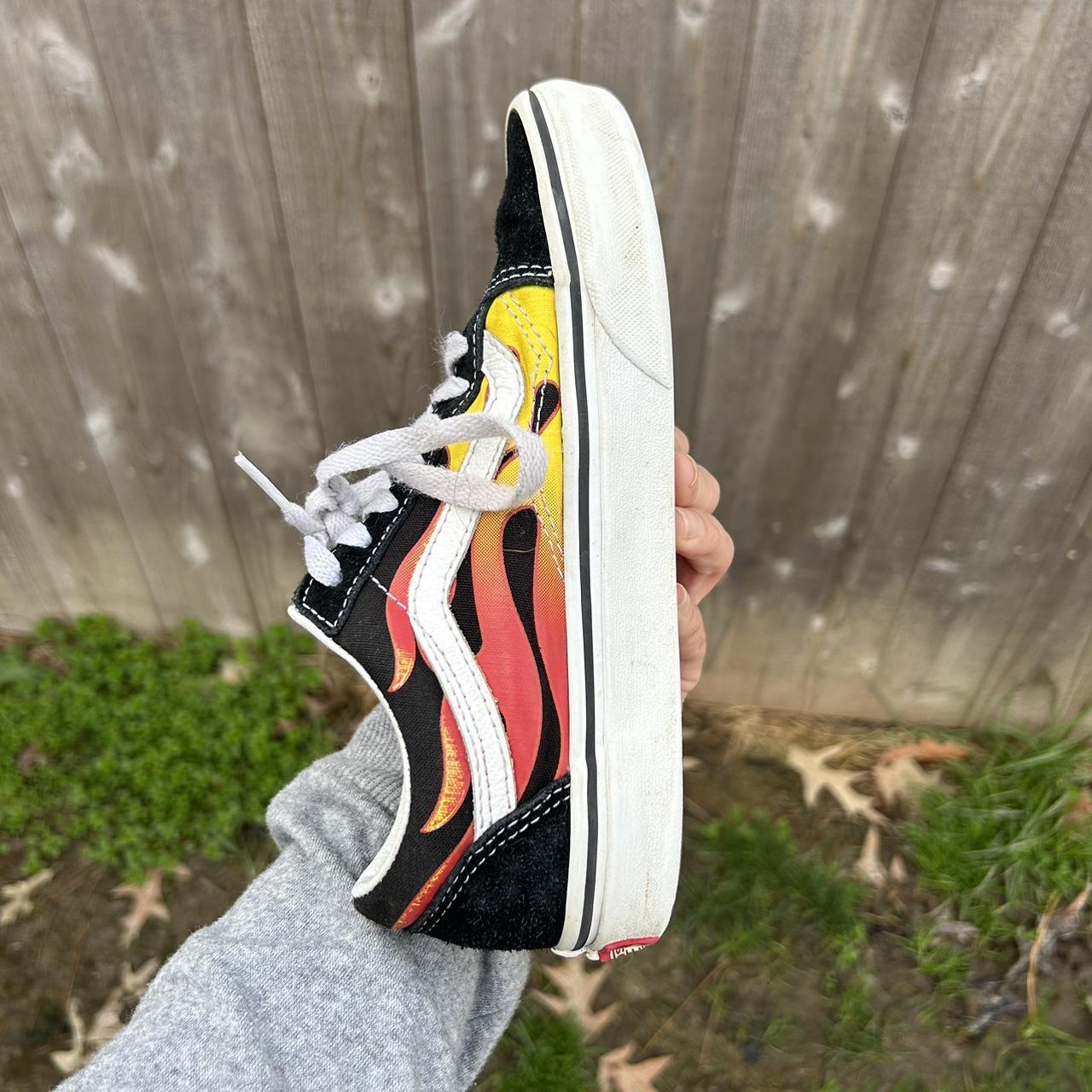 Vans old school flame sneakers size 3.5 men or 5 Depop