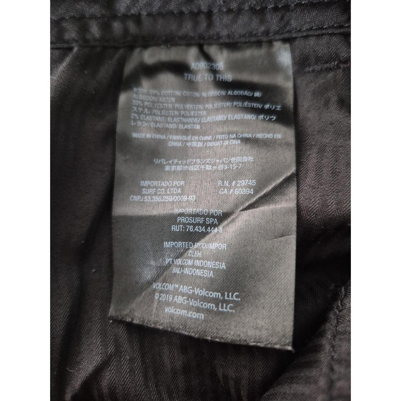 Volcom Men's Shorts - Black - 36" – Volcom Shorts… - image 5