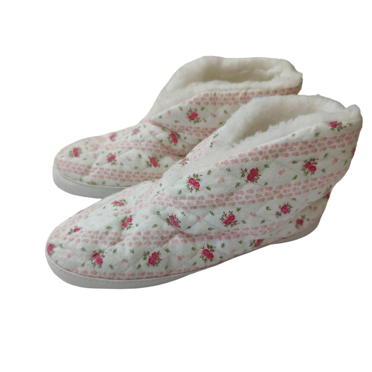 Dearfoam discount floral slippers