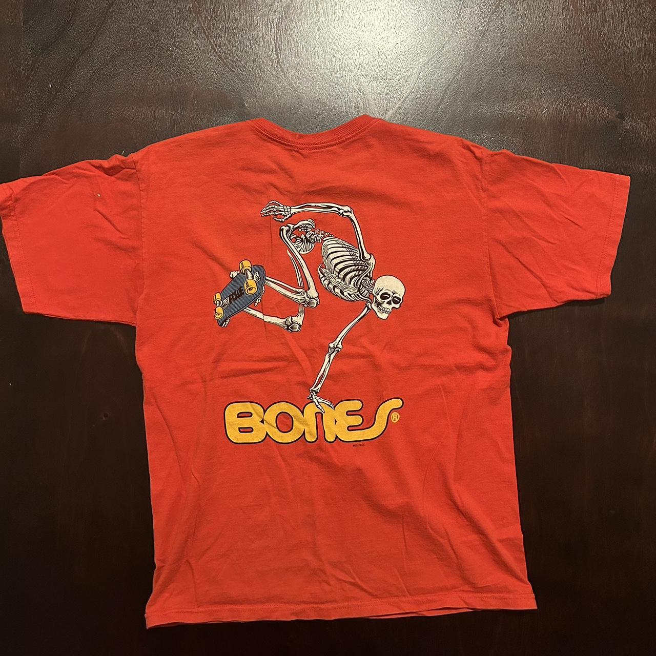 Bones Men's Red and Burgundy T-shirt (3)