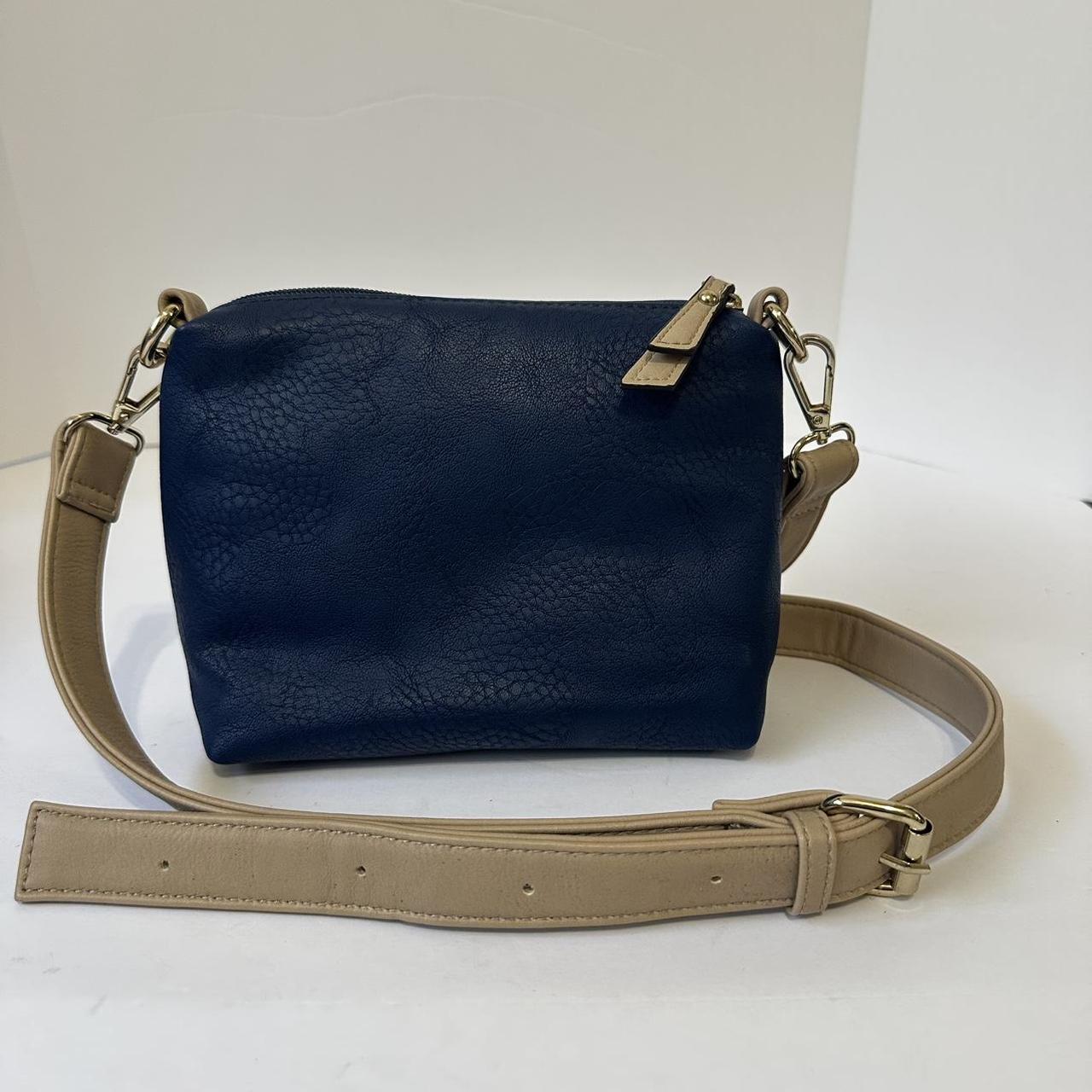 item listed by staliscloset
