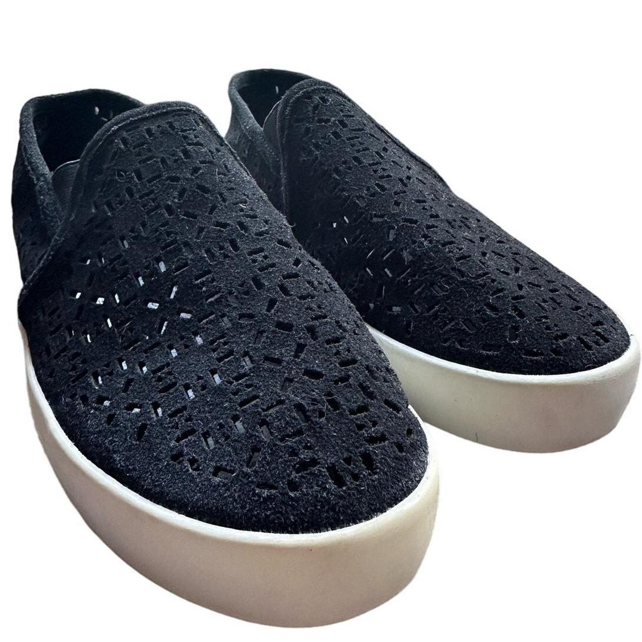item listed by staliscloset