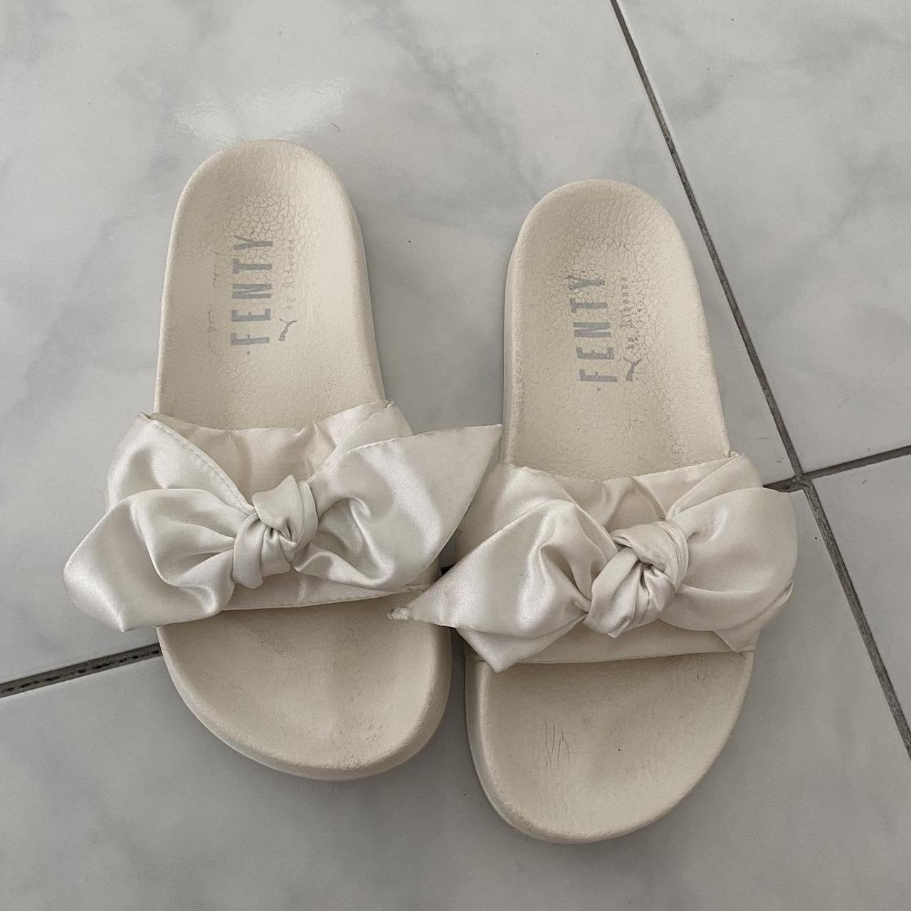 Fenty satin bow slides Worn a couple times