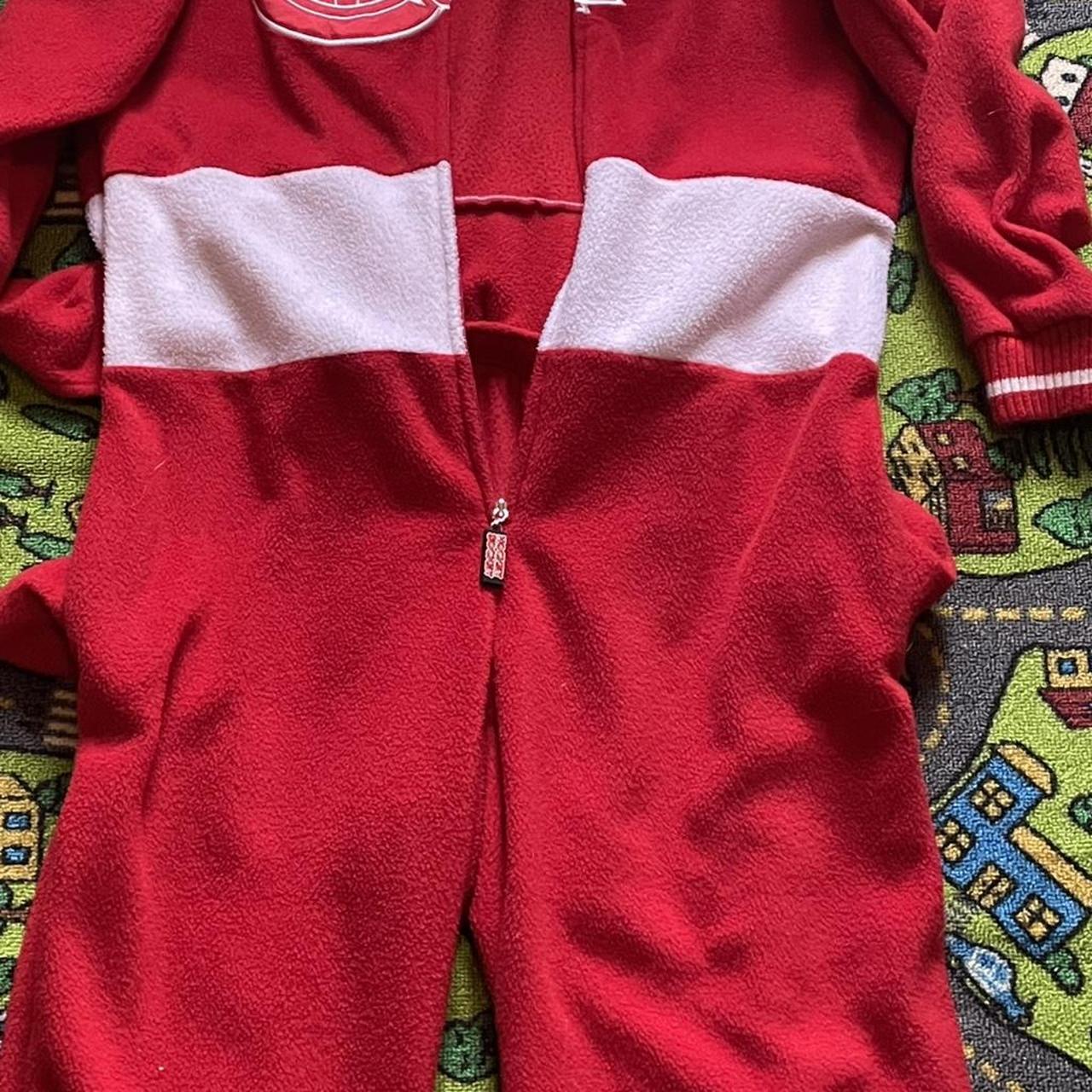 Detroit Red Wings Men's Sweater - Red/Multi - M –… - image 1