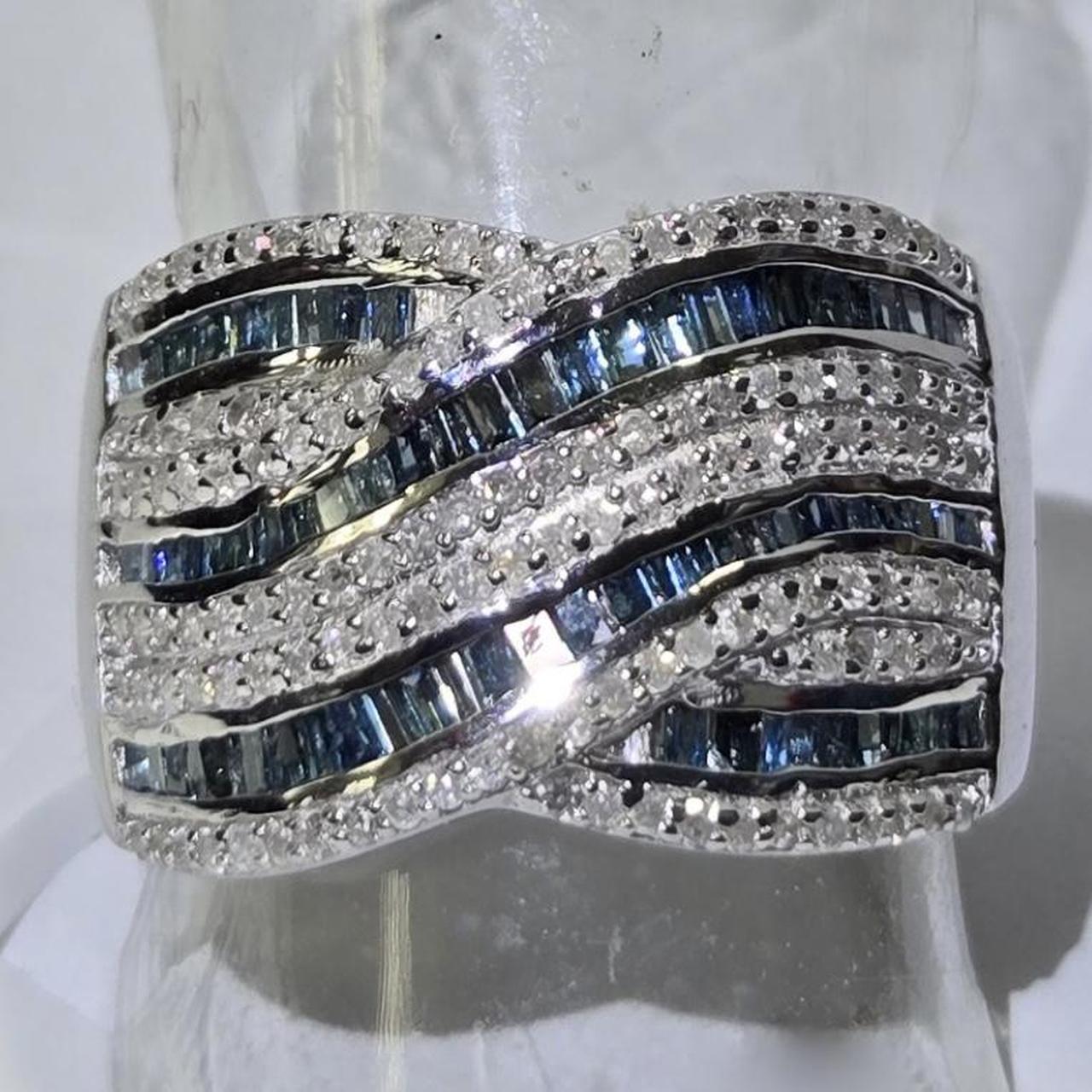 item listed by buenojuju85