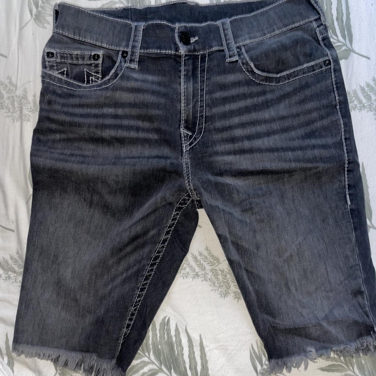 item listed by buenojuju85