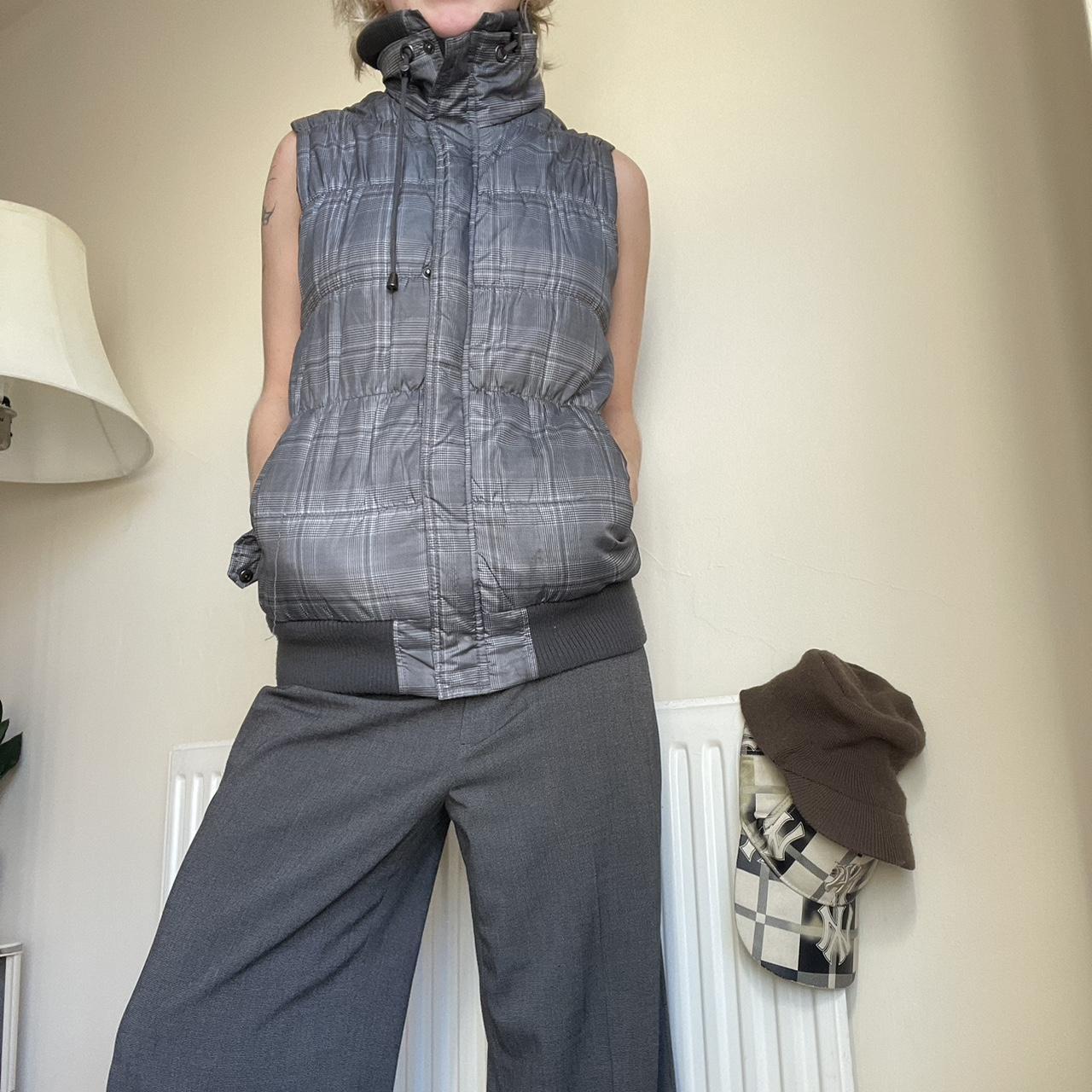 Gorgeous grey tartan puffer gillet with a high neck!... - Depop