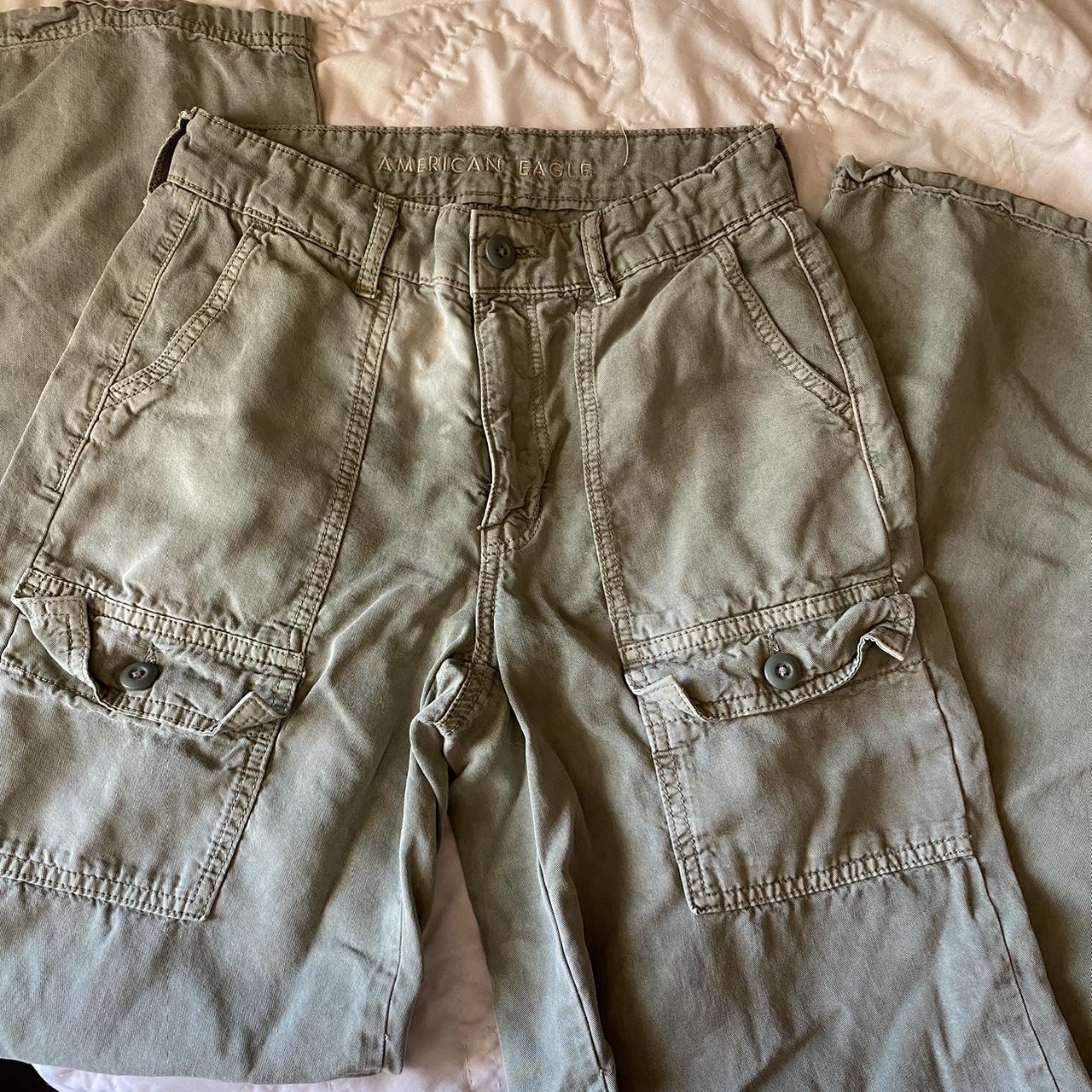 American Eagle Women's Green Trousers Depop
