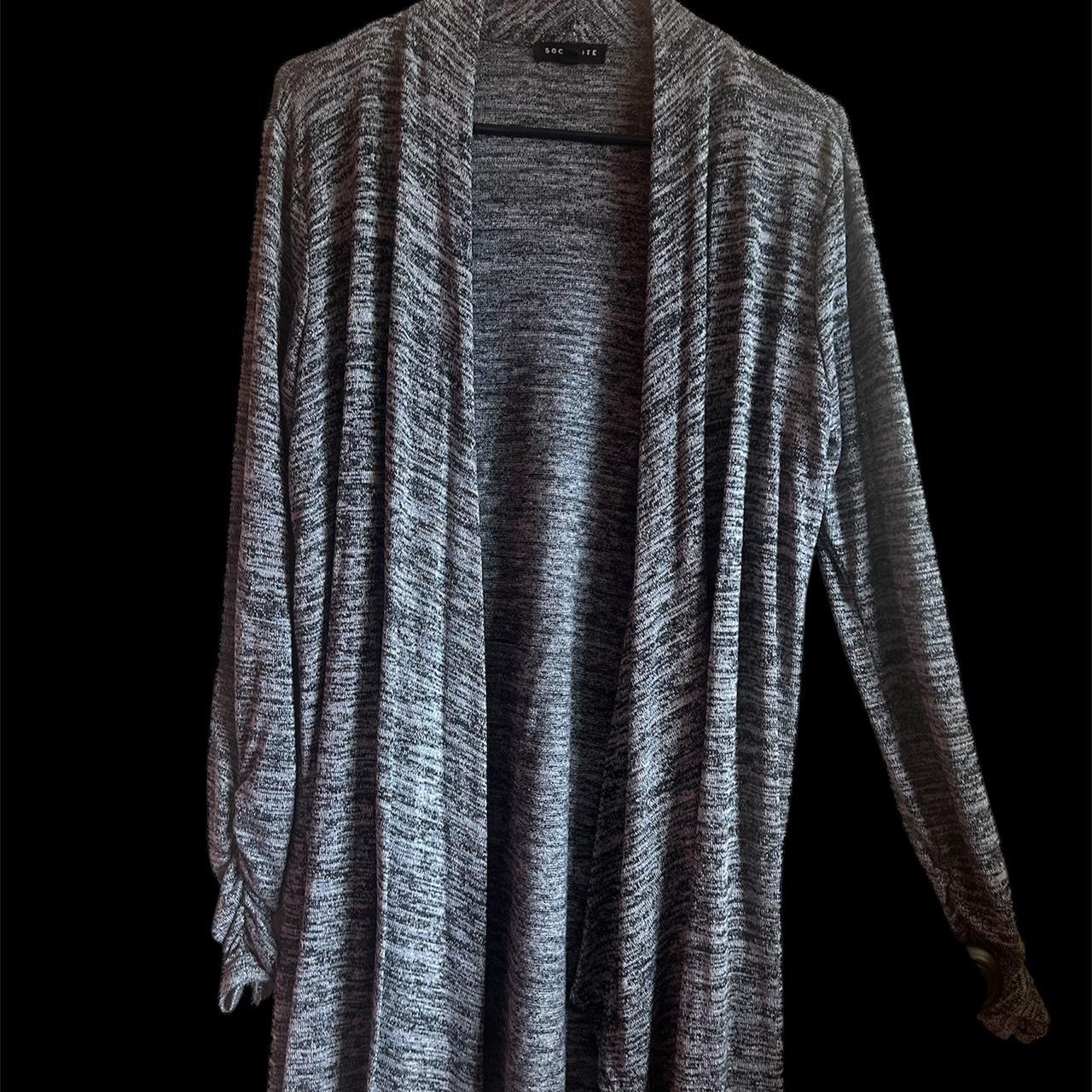 item listed by ci5n3ro5_m4ri5ol