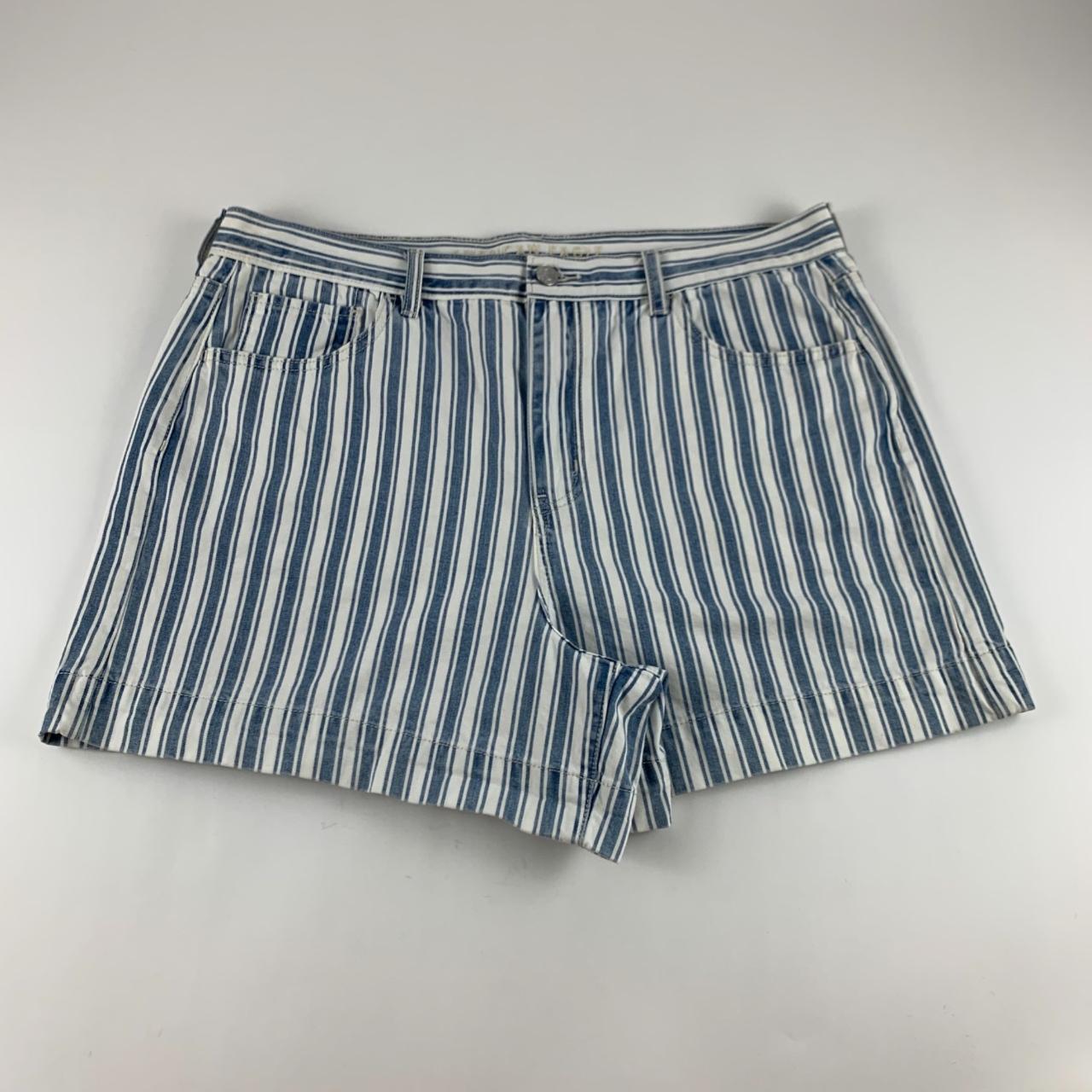 American Eagle Shorts Railroad Striped High Rise Mom... - Depop