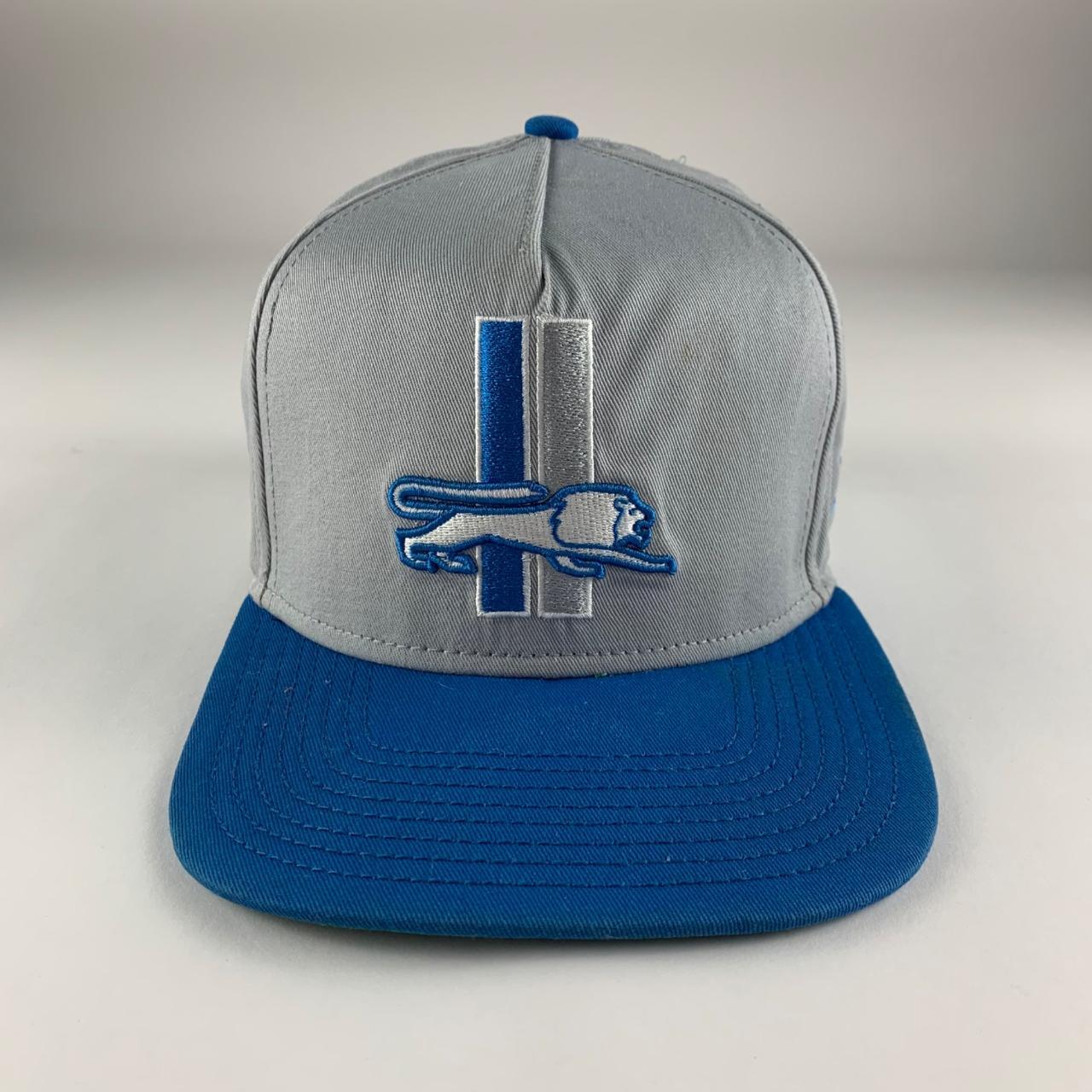 Dead Stock Detroit Lions Corduroy Snap Back Made By - Depop