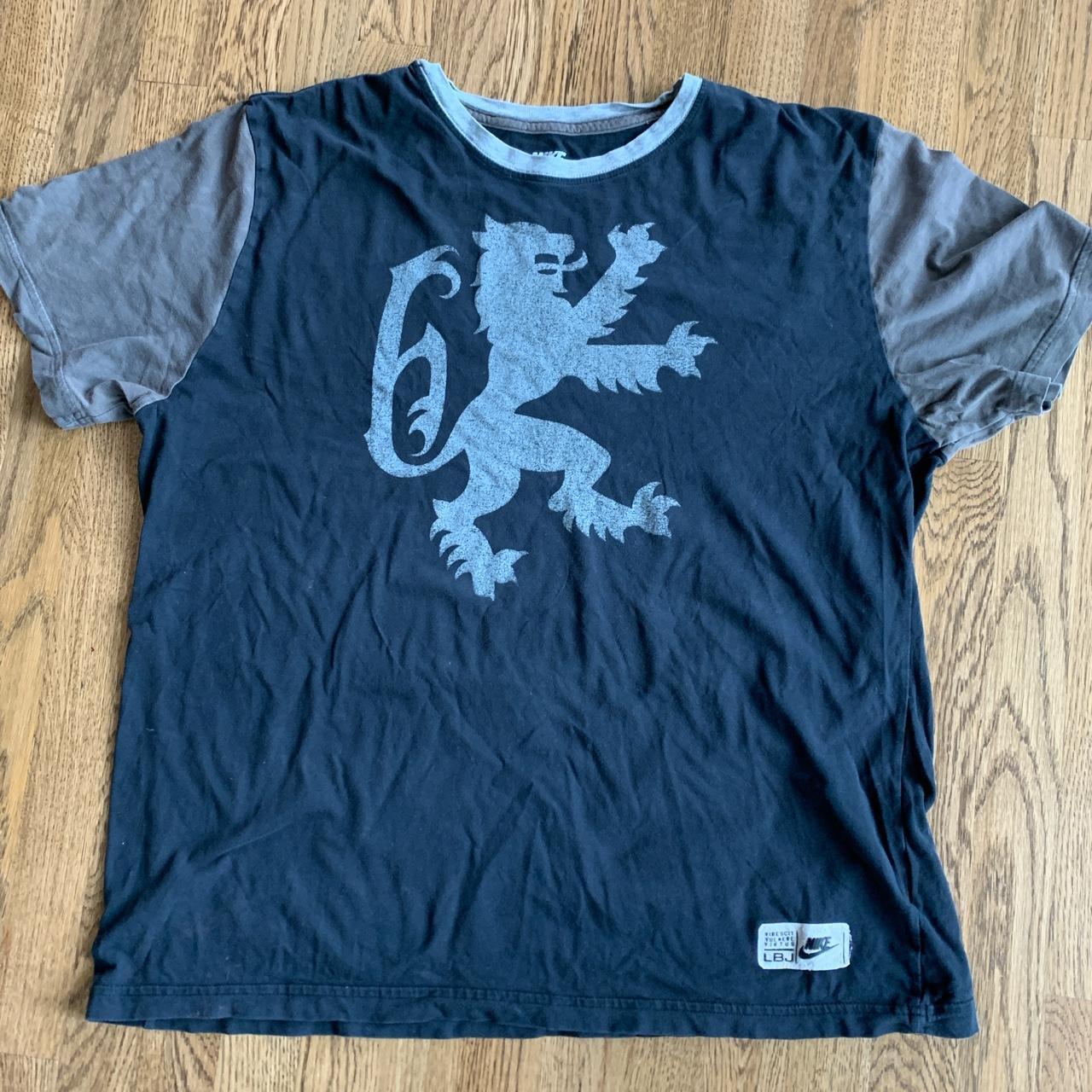 Lion nike outlet shirt