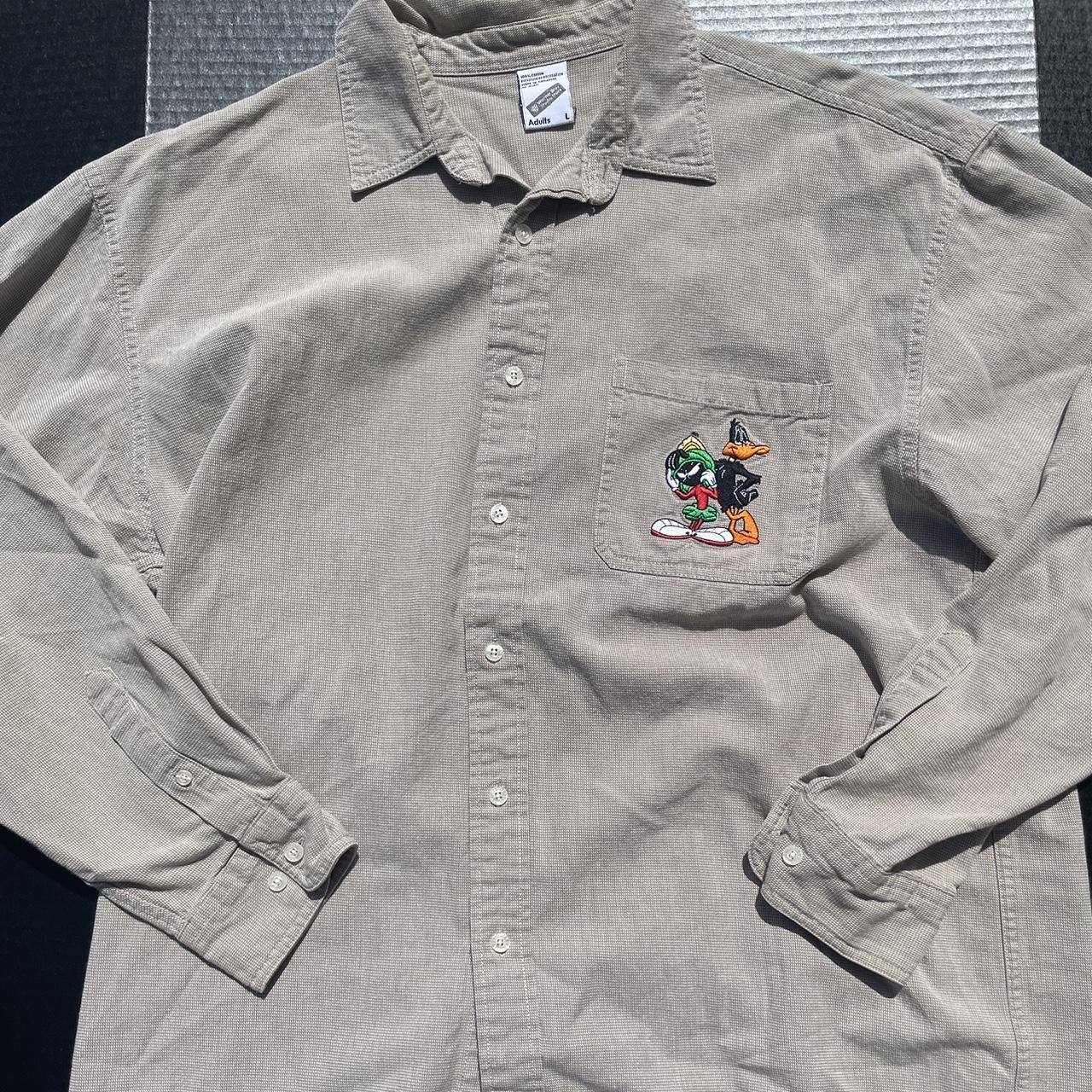Vintage Looney Tunes Button Up All flaws and... - Depop