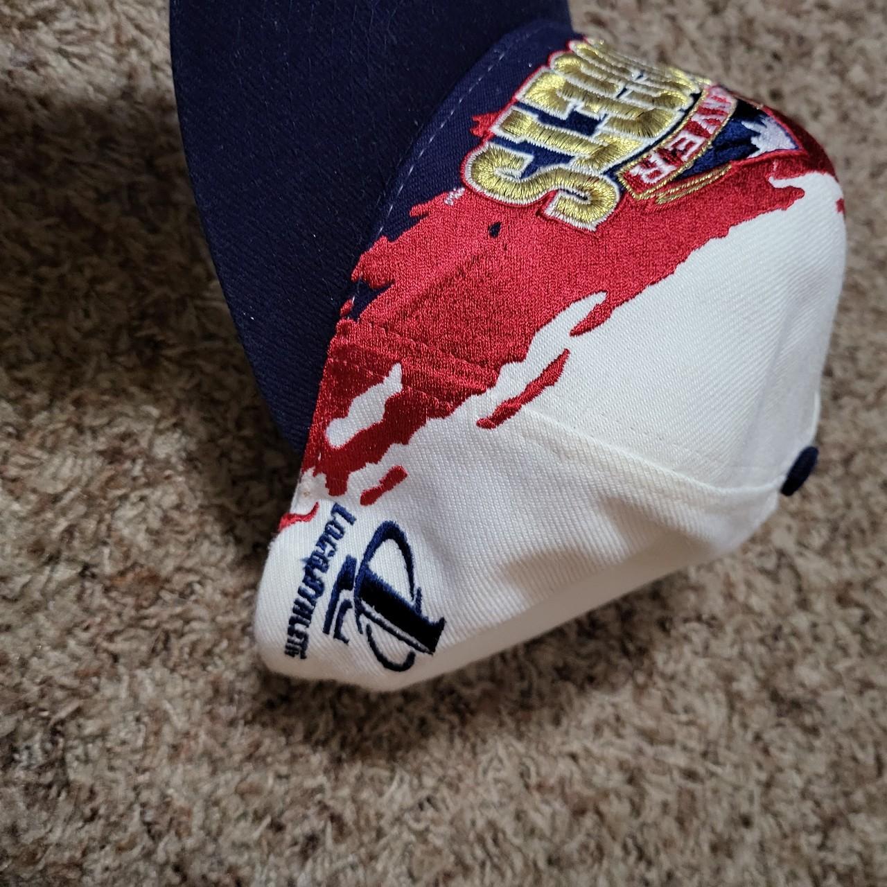 Check out my Vintage 90s Logo Athletic “Splash” Patriots snapback