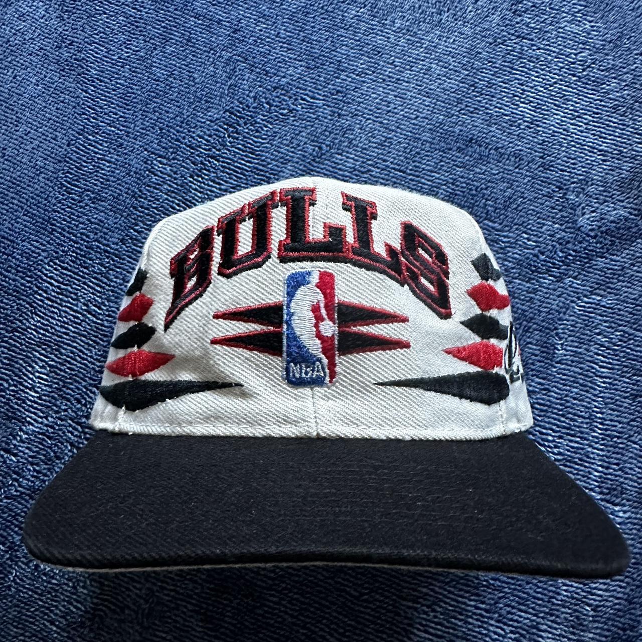 RARE VINTAGE CHICAGO BULLS NBA LOGO ATHLETIC... - Depop