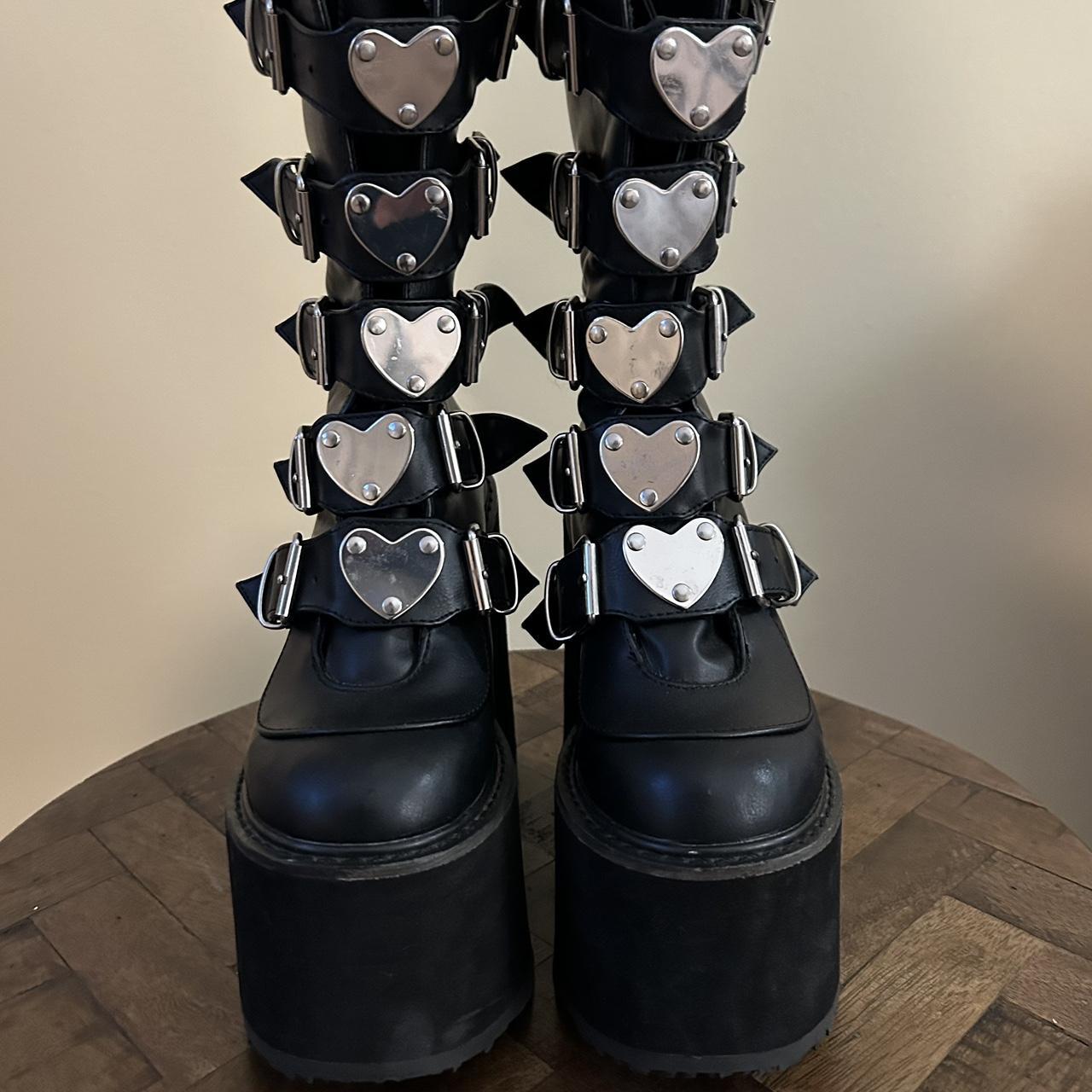 demonia swing 230 black