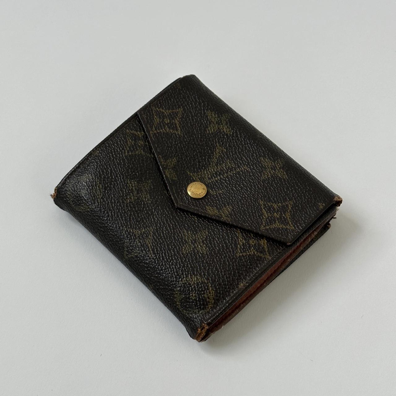 Louis Vuitton wallet - Depop