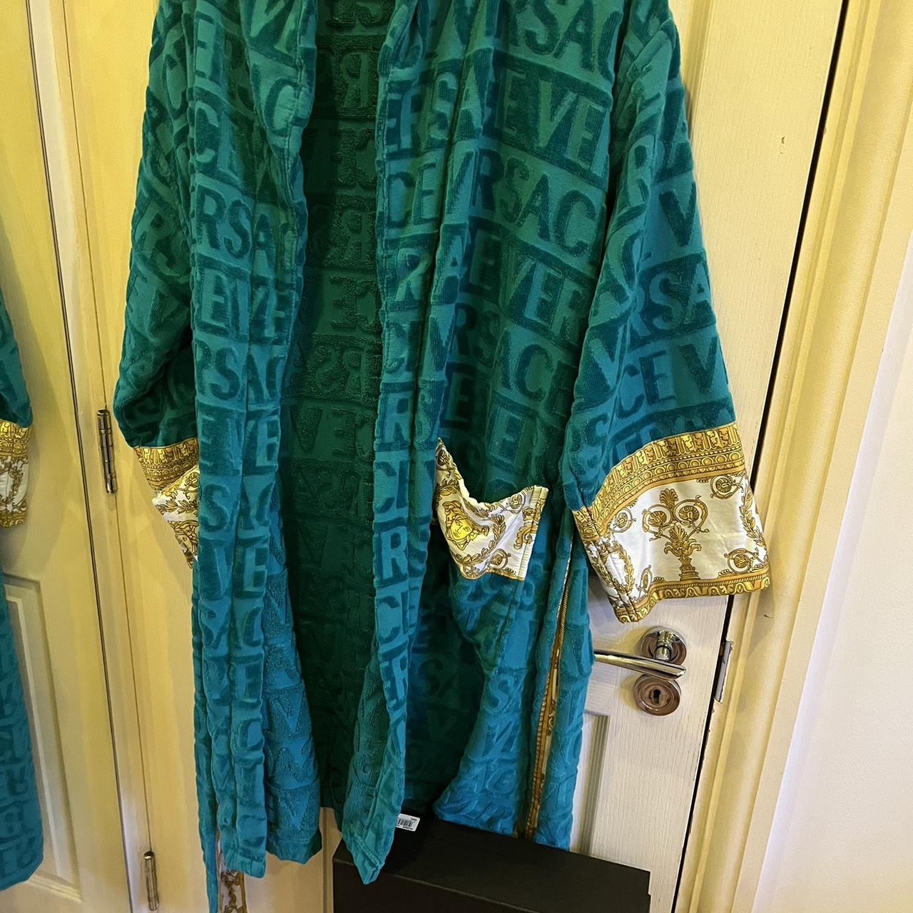 Versace Men's Blue Robe Depop
