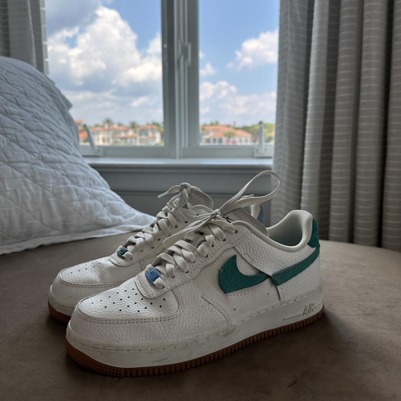 Nike air force 1 vandalized sail green fashion blue