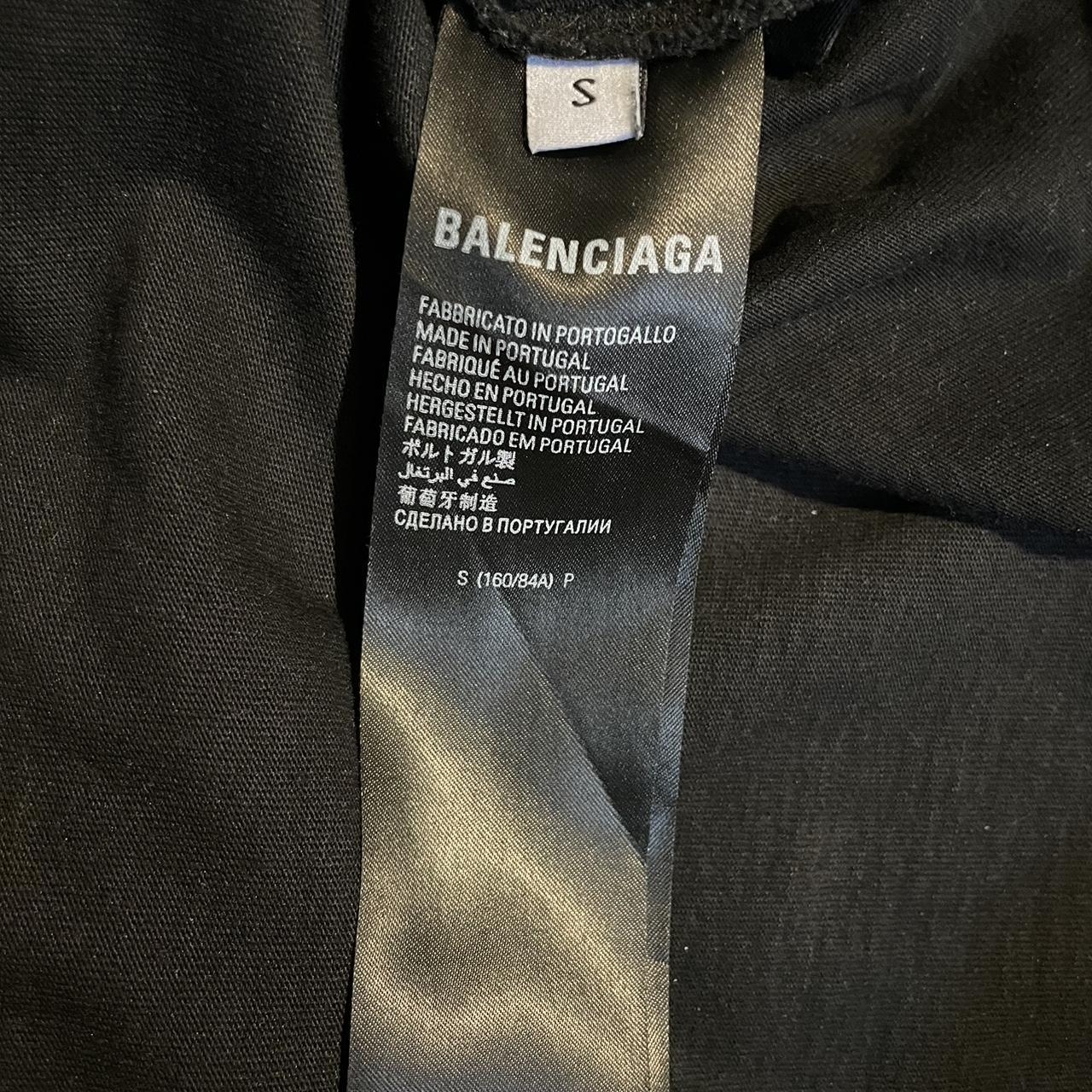 Balenciaga Men's Black and White T-shirt | Depop