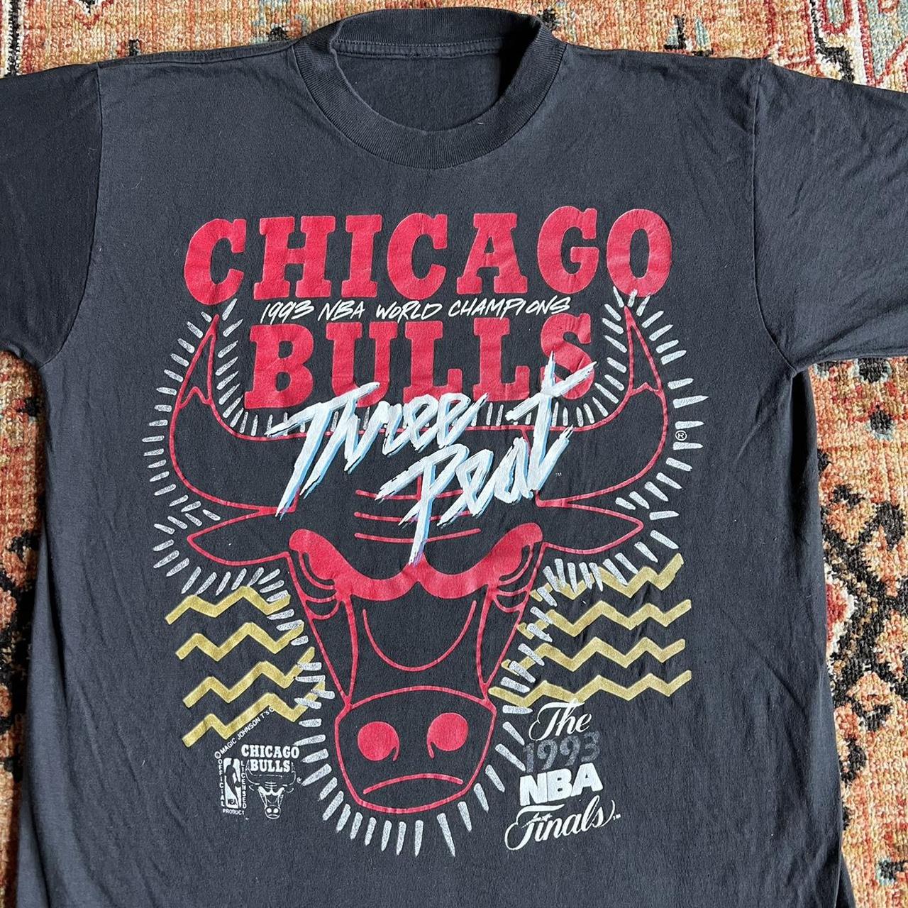 Vintage 90s Chicago bulls 3 peat 1993 nba finals t - Depop