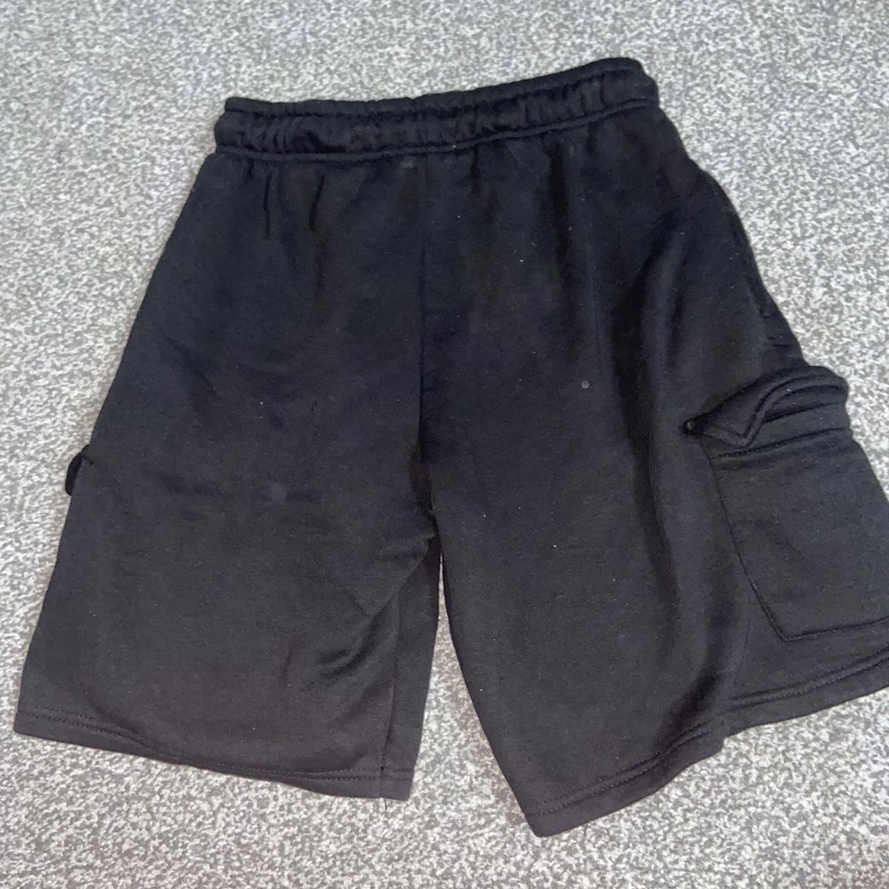 Boohoo man size s cargo shorts Never been worn, as... - Depop