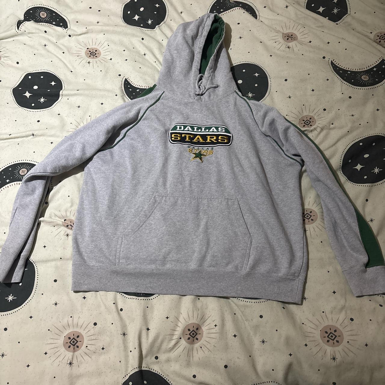 item listed by tyler_d_