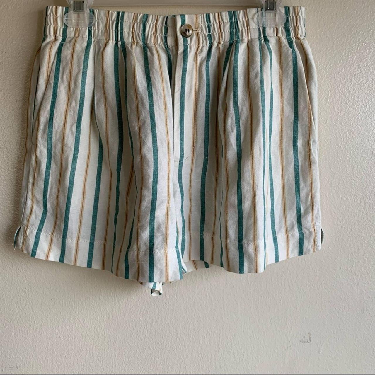 Madewell Men's Green and White Shorts | Depop