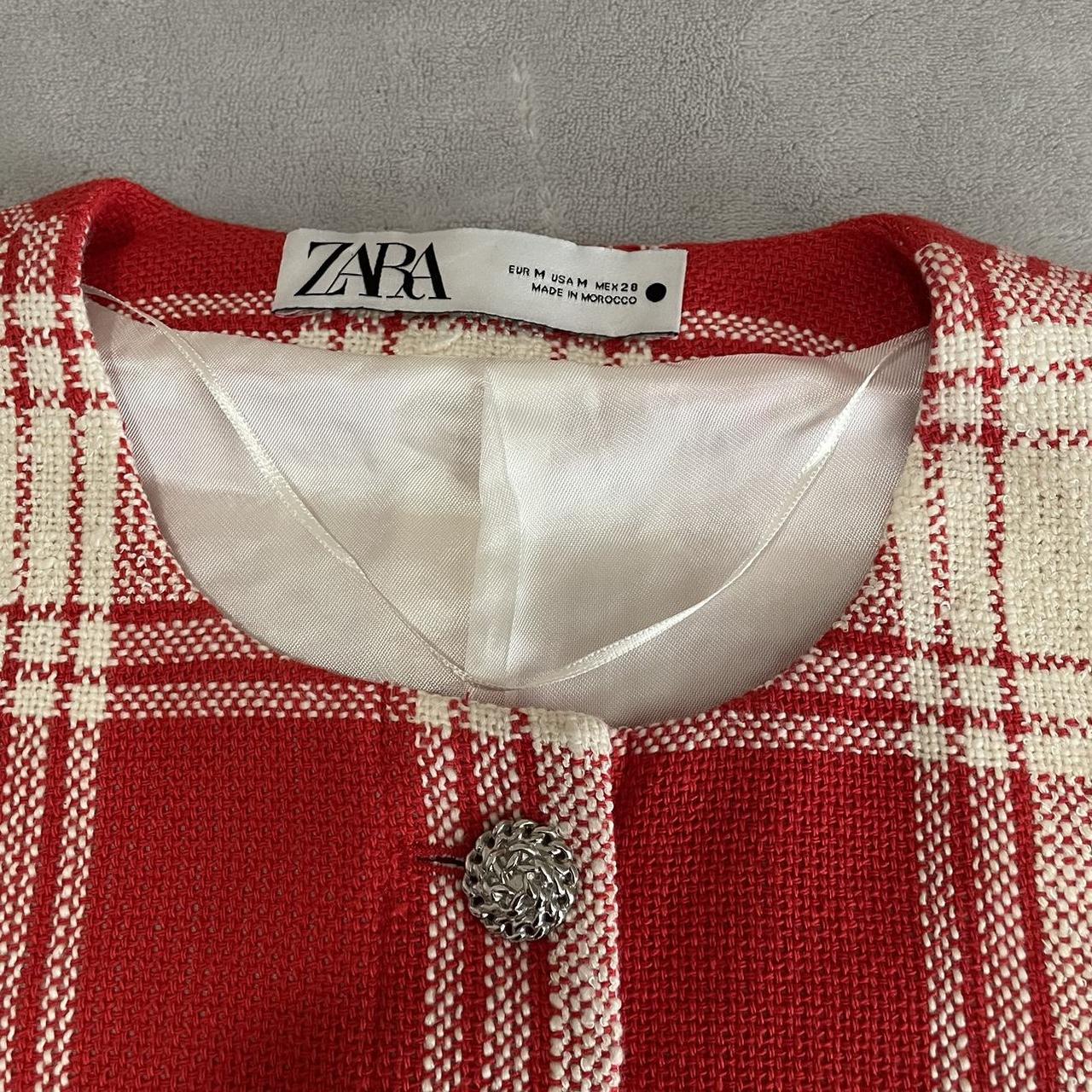 Zara Women's Red and White Gilet (4)
