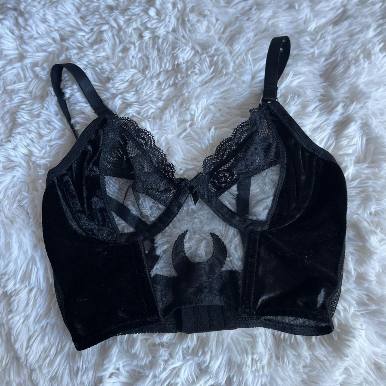 Women's Black Bra | Depop