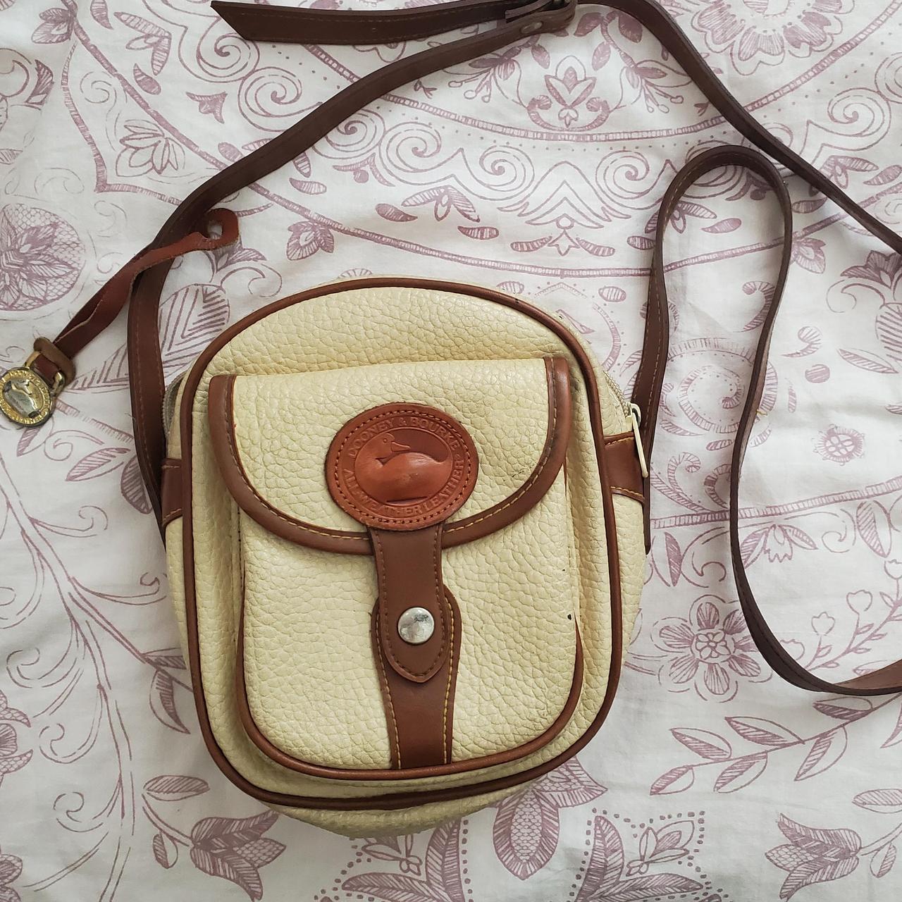 Vintage dooney and on sale bourke small crossbody