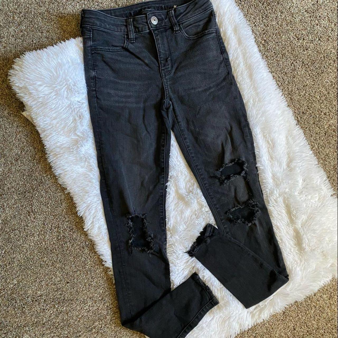 Preloved american eagle distressed/ripped jeans!! - Depop