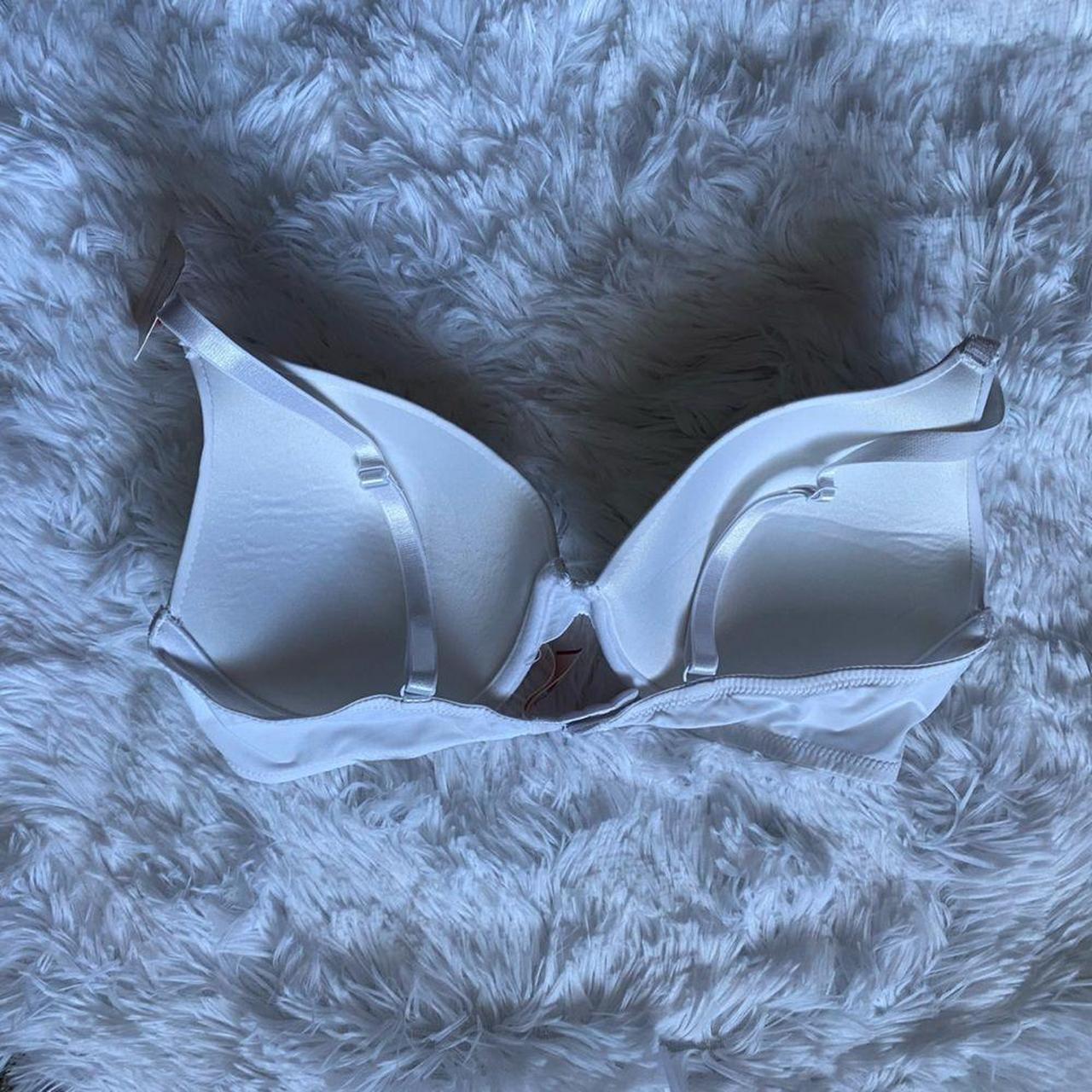 NWT Secret Treasures Size 34B Bra Wire free Smoke - Depop