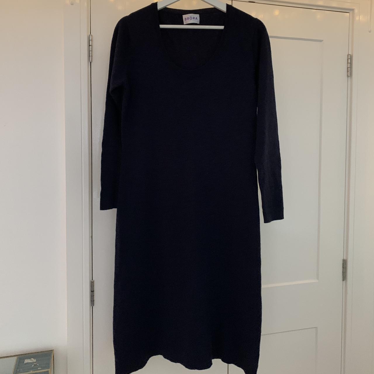 100% cashmere navy knitted long sleeve dress - so... - Depop