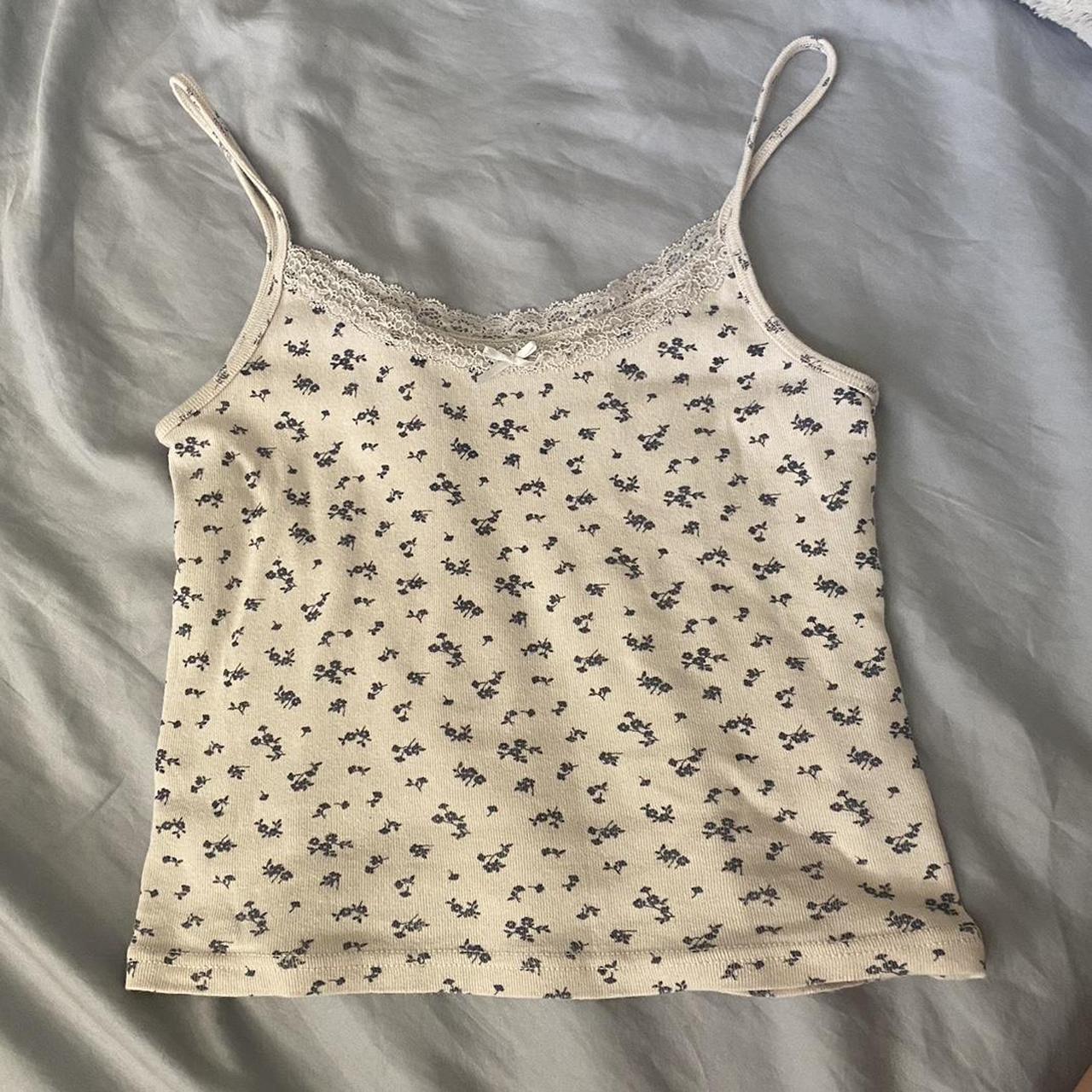 Tiffany Tank Brandy Melville  Casual outfits, Cute outfits
