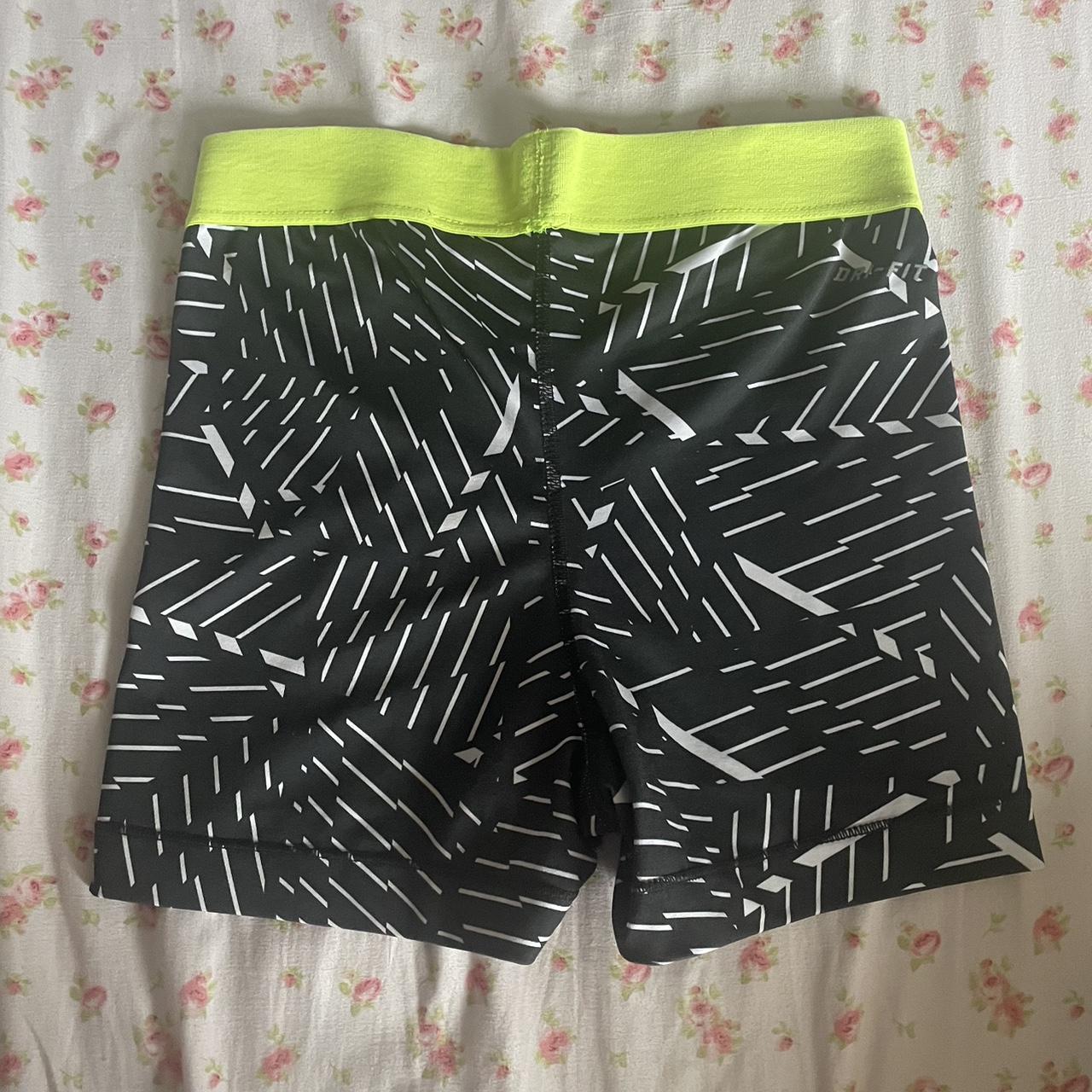 patterned nike pros