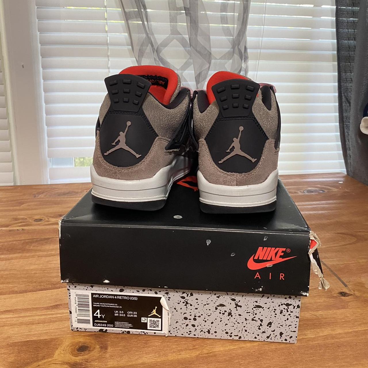 jordan 4 taupe haze with pink laces