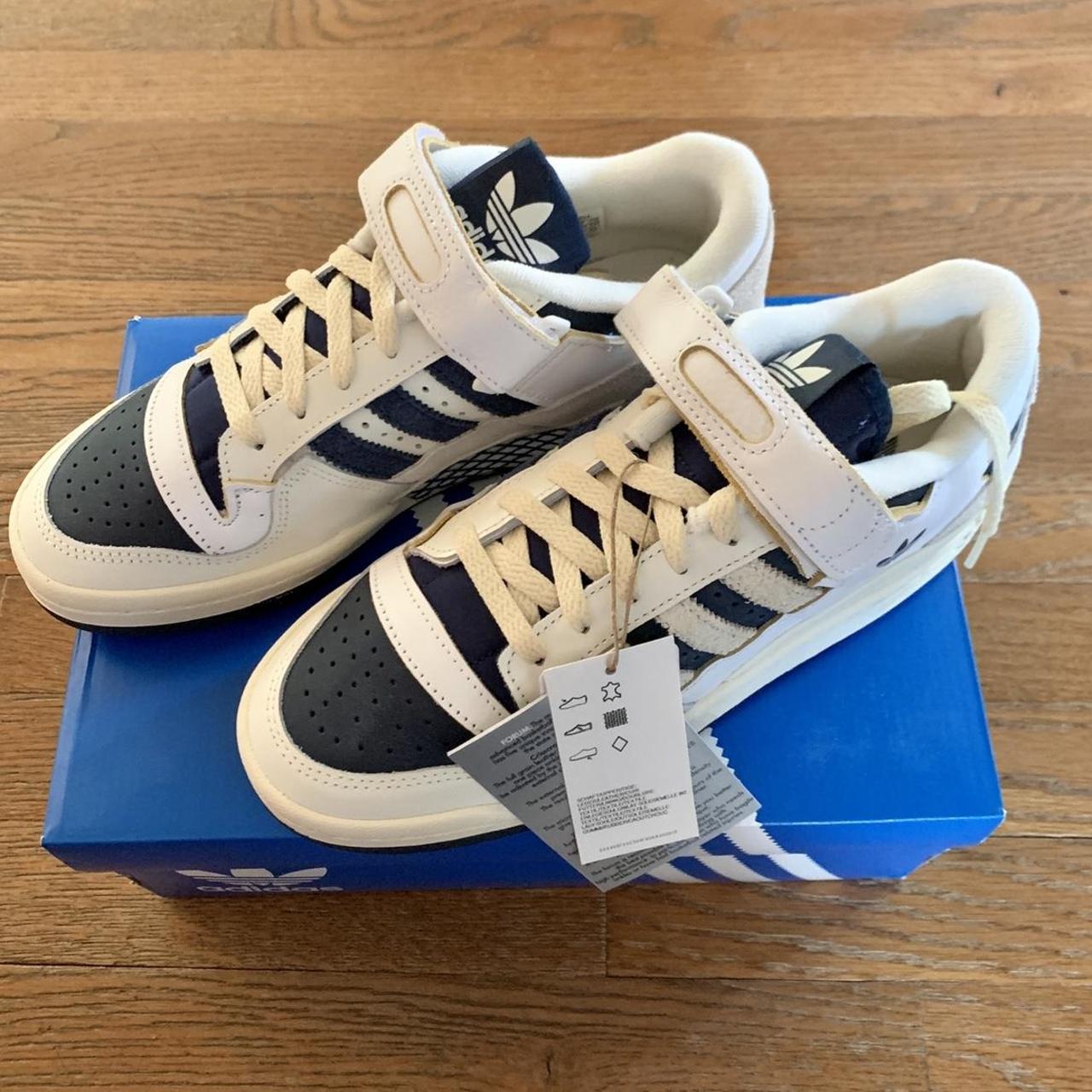 Adidas Men's Cream and Navy Trainers Depop