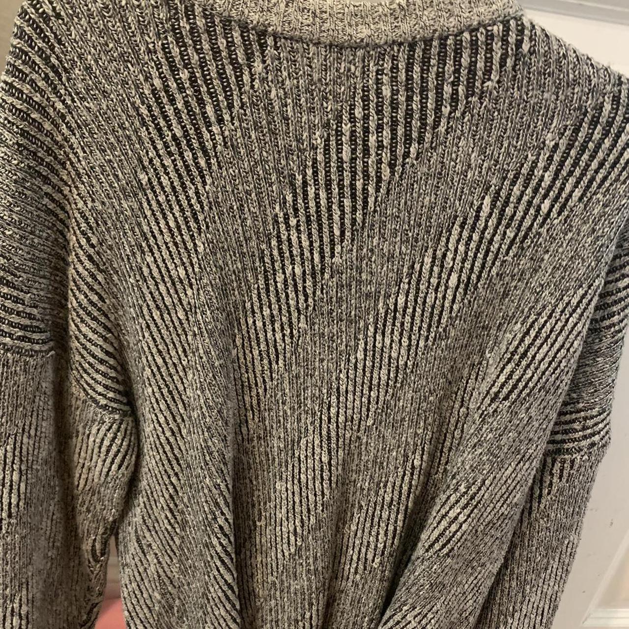 Vintage Medium Large gray sweater 90s 2000s men women - Depop