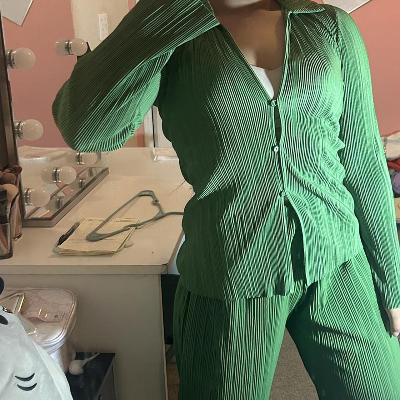 Green pleated zara set top size small pants M Depop