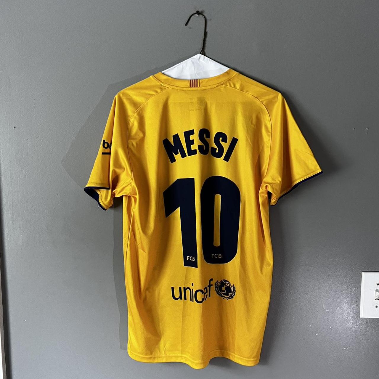 Barcelona Lionel Messi soccer jersey Qatar - Depop